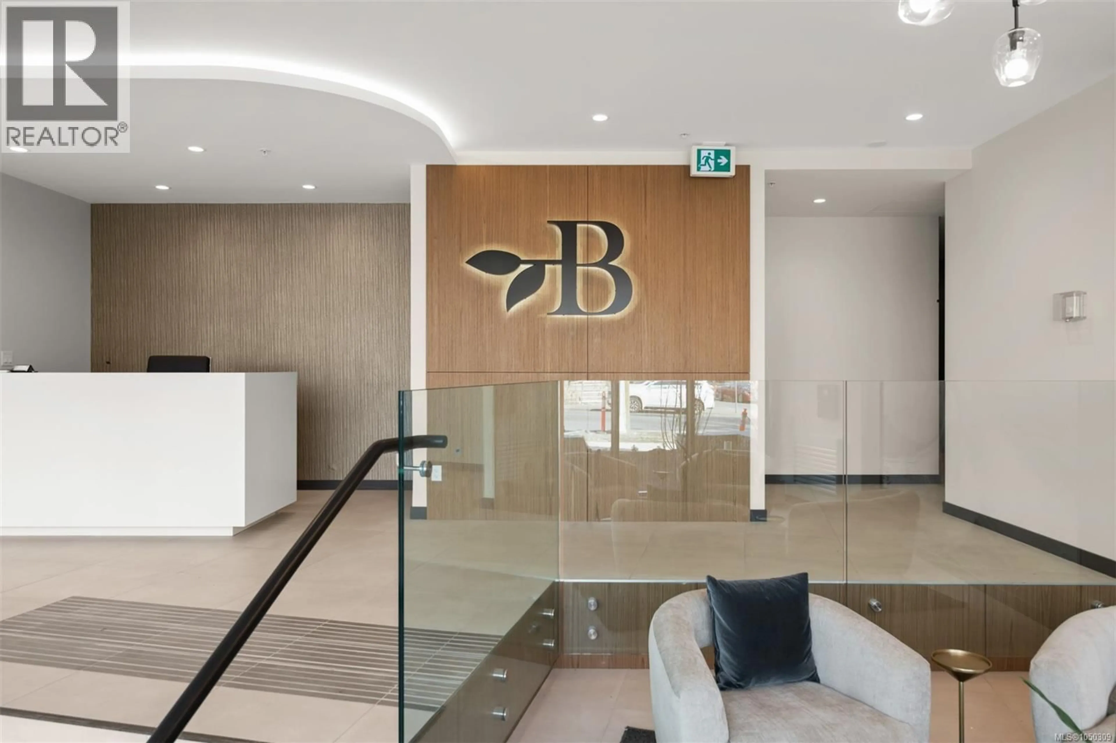 Lobby for 601 - 1201 FORT STREET, Victoria British Columbia V8V0G1