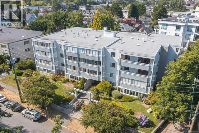 101 - 1050 PARK BOULEVARD, Victoria 1
