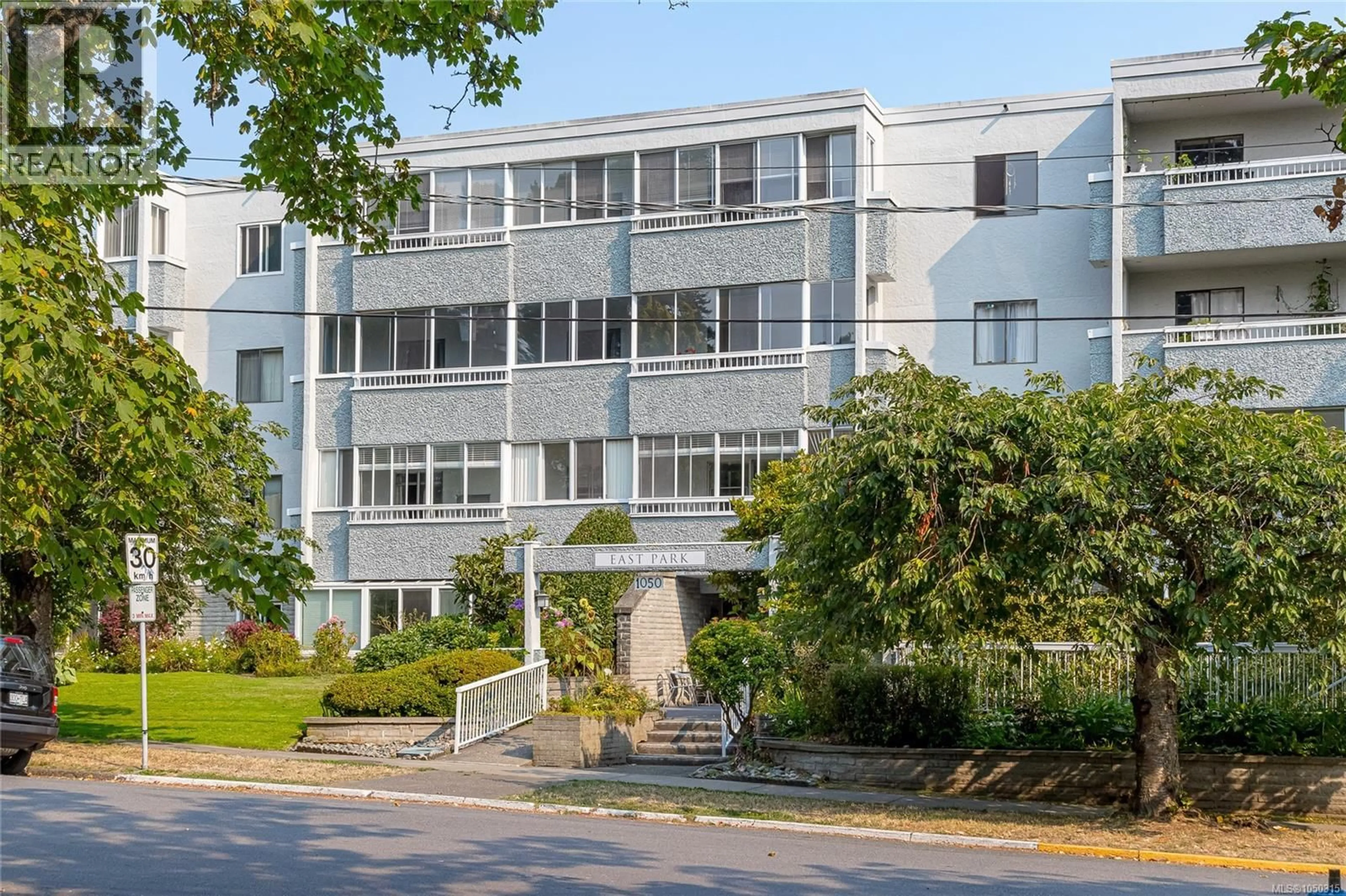 Unknown for 101 - 1050 PARK BOULEVARD, Victoria British Columbia V8V2T4