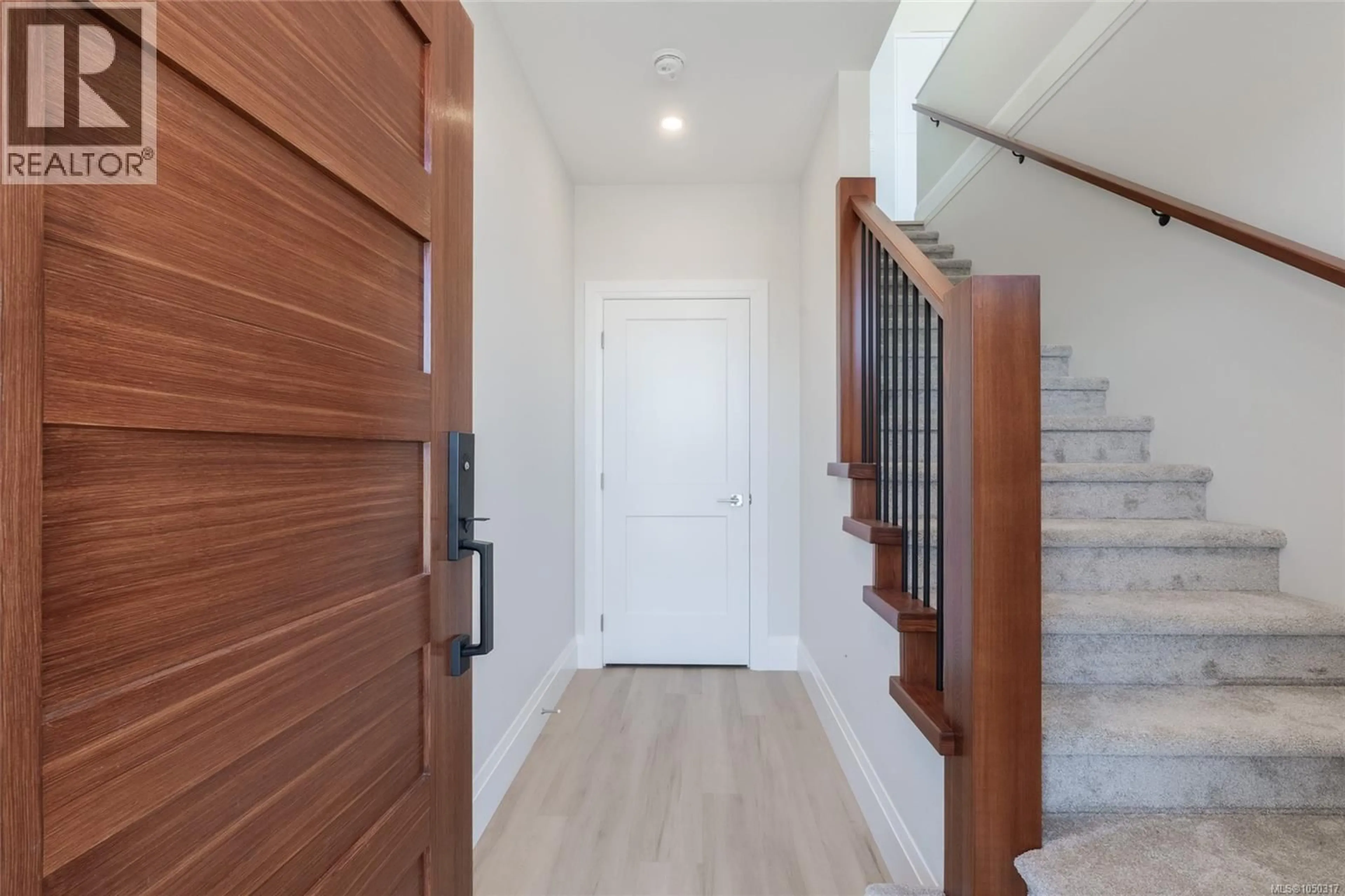 Indoor entryway for 3226 WOODRUSH DRIVE, Duncan British Columbia V9L0J9