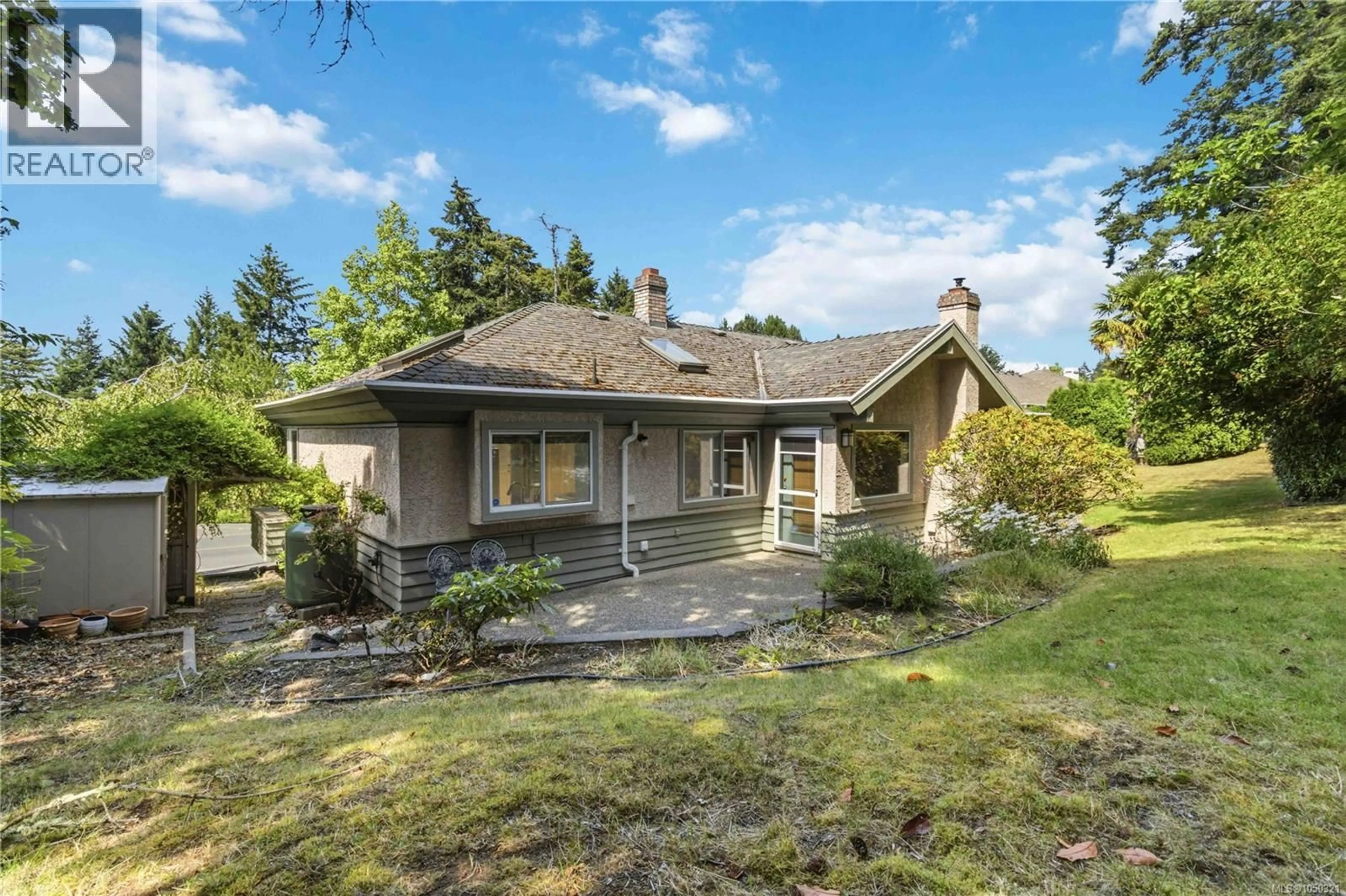 A pic from outside/outdoor area/front of a property/back of a property/a pic from drone, unknown for 4343 EMILY CARR DRIVE, Saanich British Columbia V8X5E4