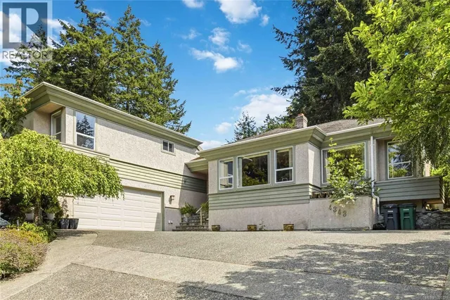 4343 EMILY CARR DRIVE, Saanich 2