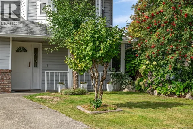2187 MOUNTAIN VISTA DRIVE, Nanaimo 2