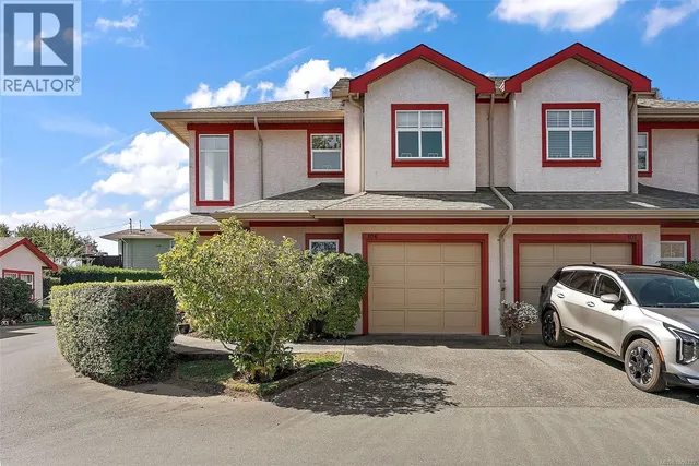 106 - 1110 WILLOW STREET, Saanich