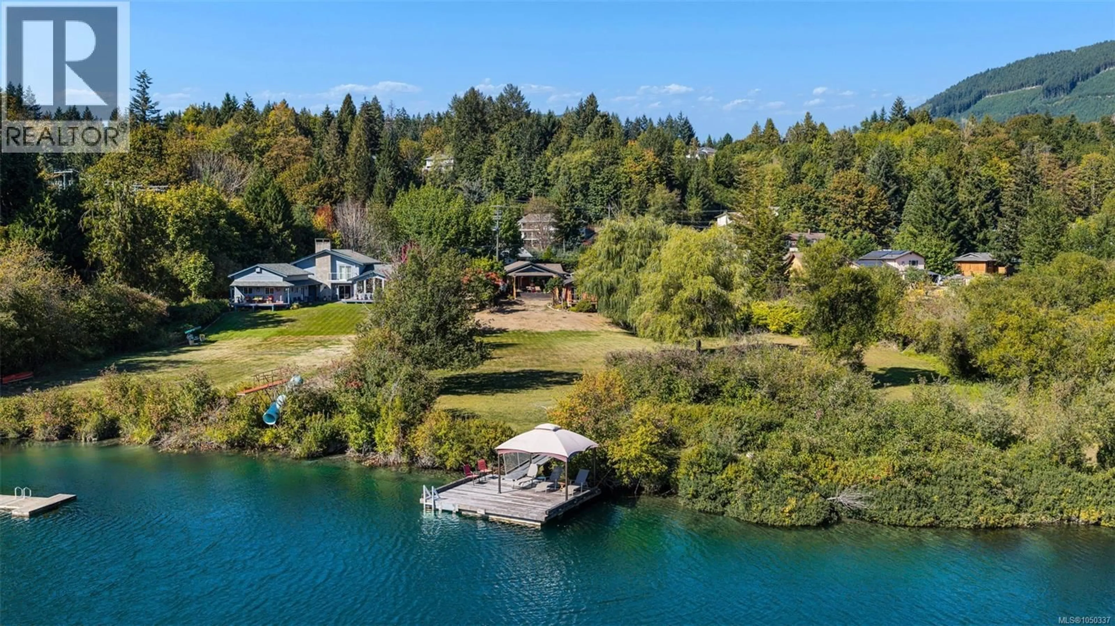 A pic from outside/outdoor area/front of a property/back of a property/a pic from drone, water/lake/river/ocean view for 170 WAVELL ROAD, Lake Cowichan British Columbia V0R2G0