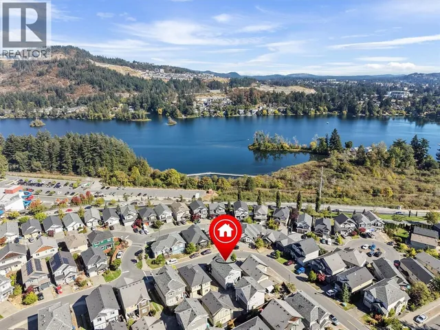 1221 FRESHWATER CRESCENT, Langford 5