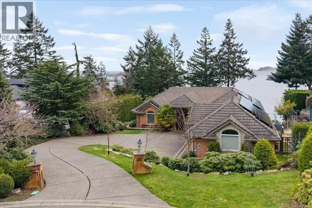 2450 AINSLEY PLACE, Nanoose Bay 2