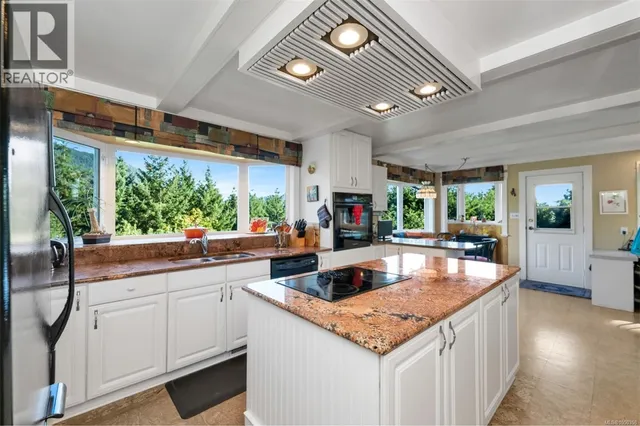 6693 GENOA BAY ROAD, Duncan 5