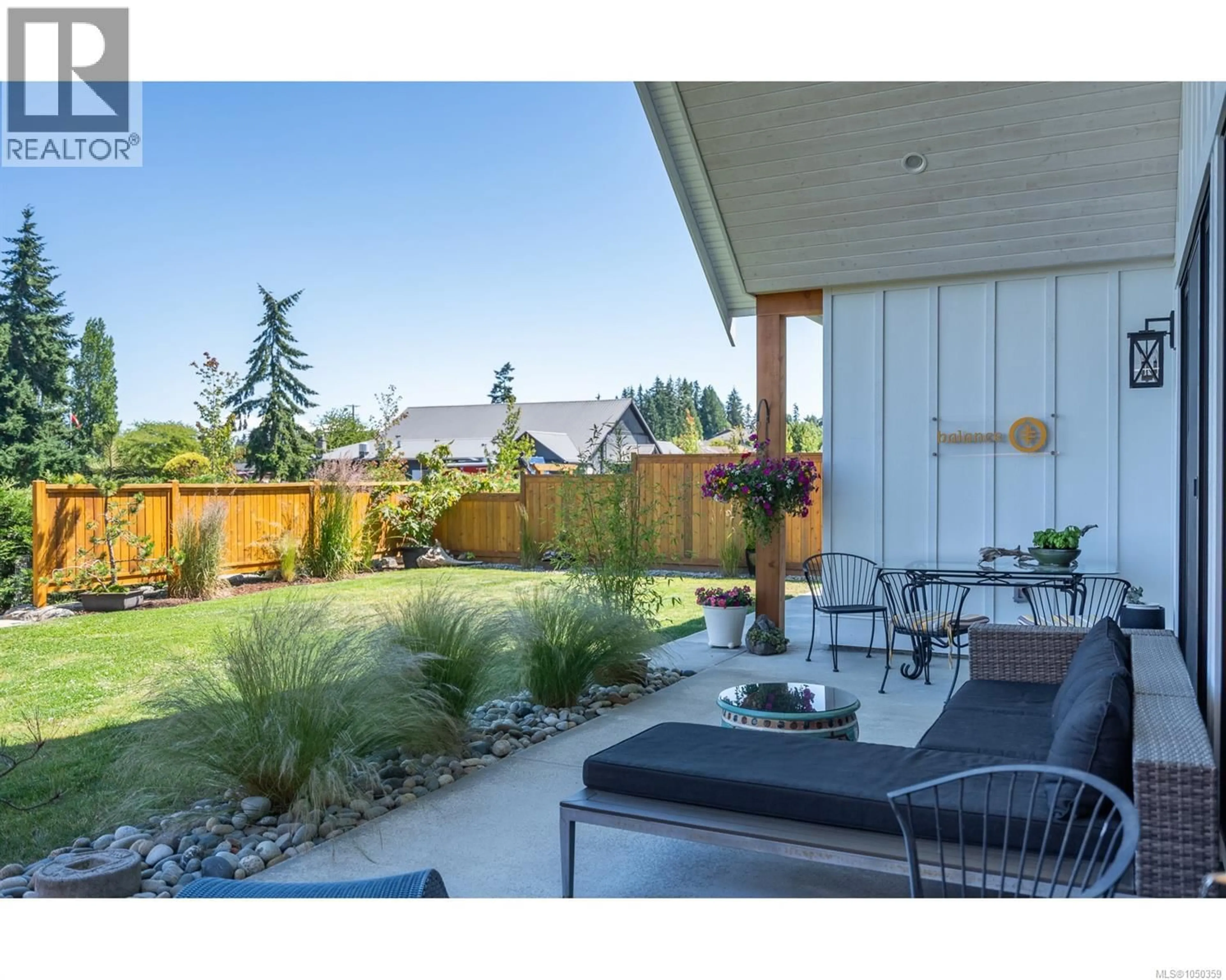 Patio, unknown for 427 COTTAGE DRIVE, Qualicum Beach British Columbia V9K2T3