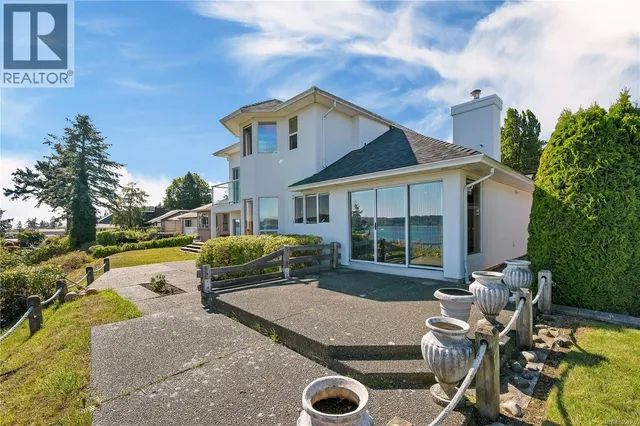 725 THULIN STREET, Campbell River 5