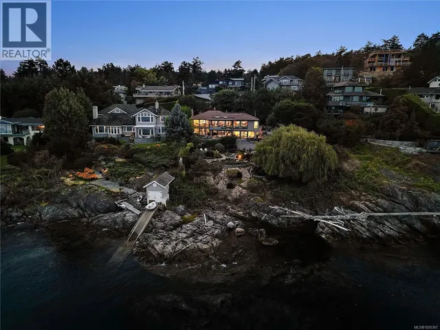 2920 MT. BAKER VIEW ROAD, Saanich 3