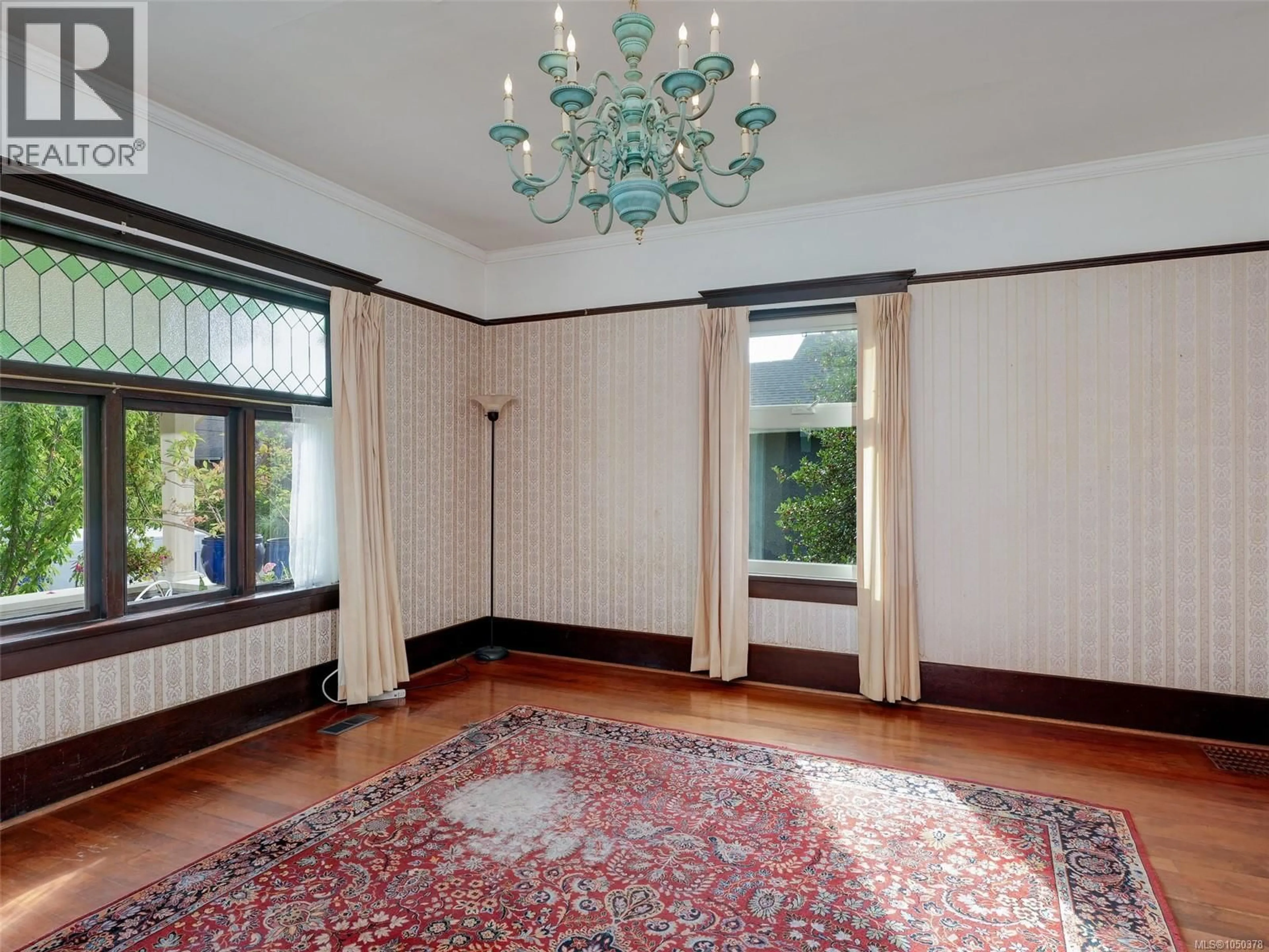 A pic of a room for 1956 ASHGROVE STREET, Victoria British Columbia V8R4N7