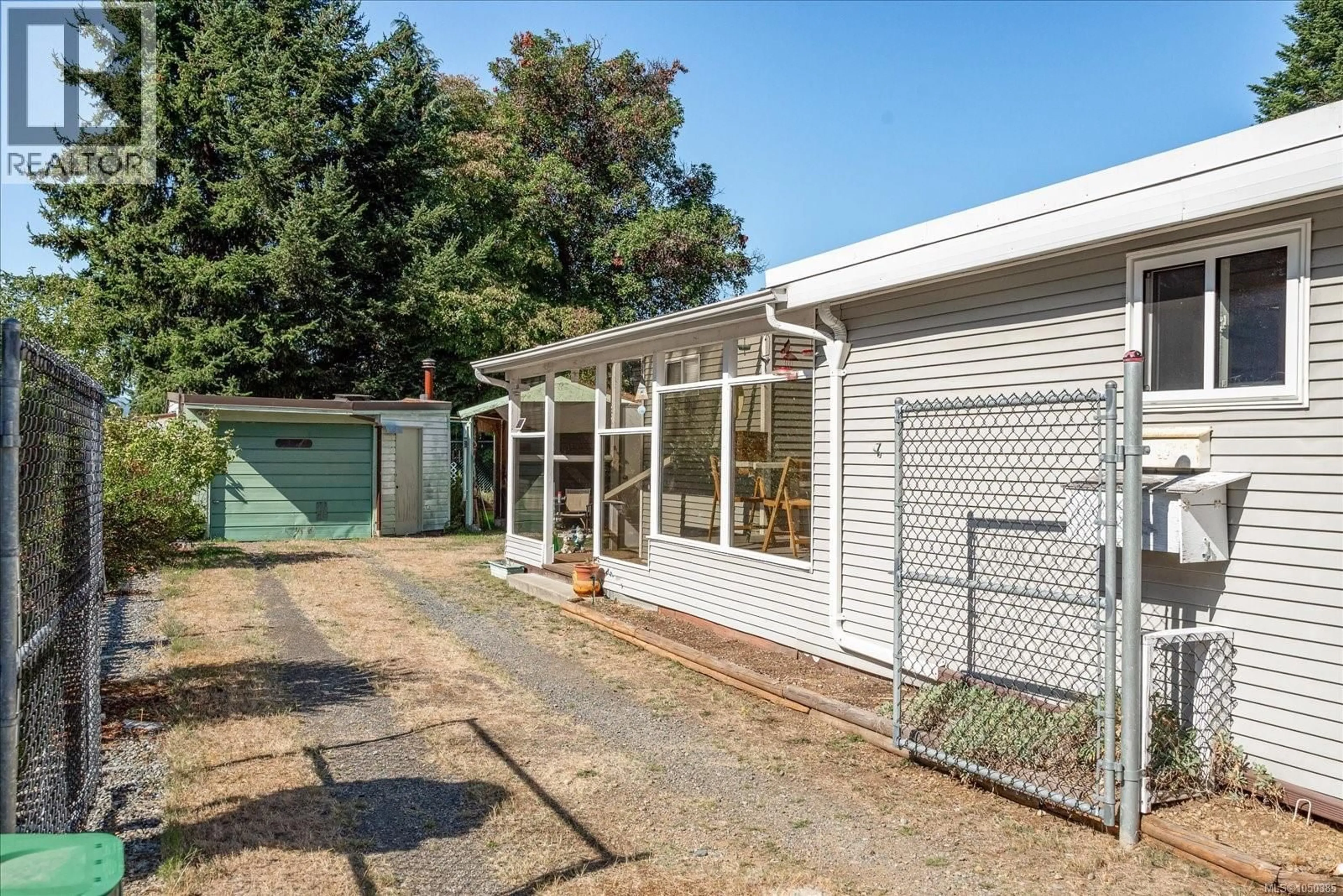 Unknown for 2357 BARCLAY STREET, Nanaimo British Columbia V9T6H9