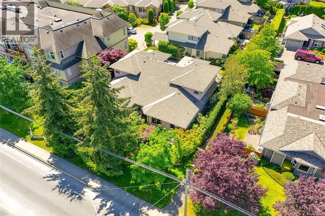 1963 POLO PARK COURT, Central Saanich 3
