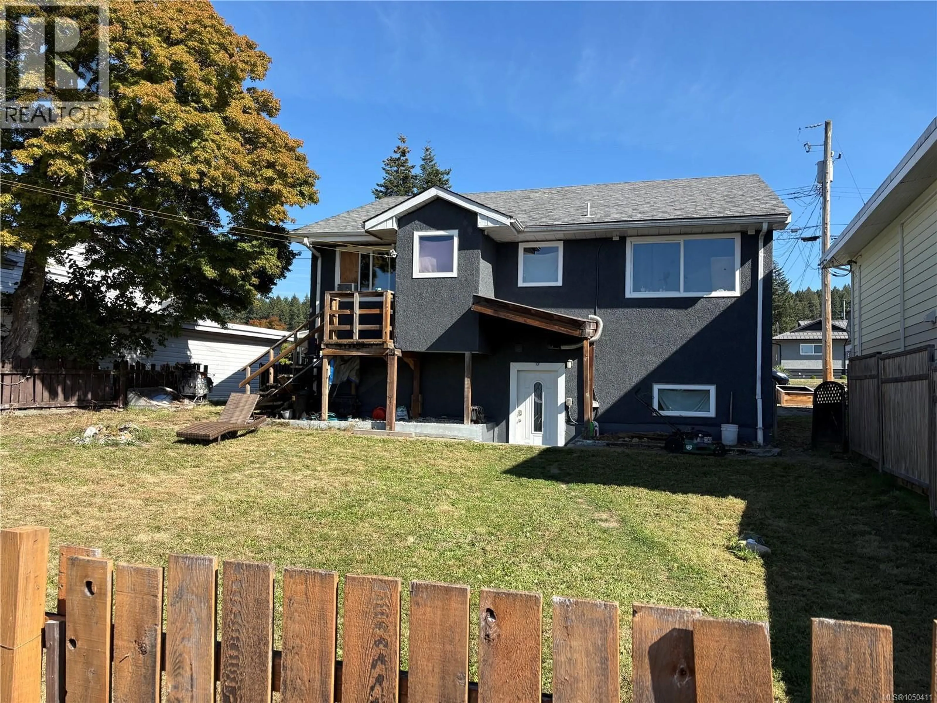 A pic from outside/outdoor area/front of a property/back of a property/a pic from drone, street for 2646 12TH AVENUE, Port Alberni British Columbia V9Y2T7