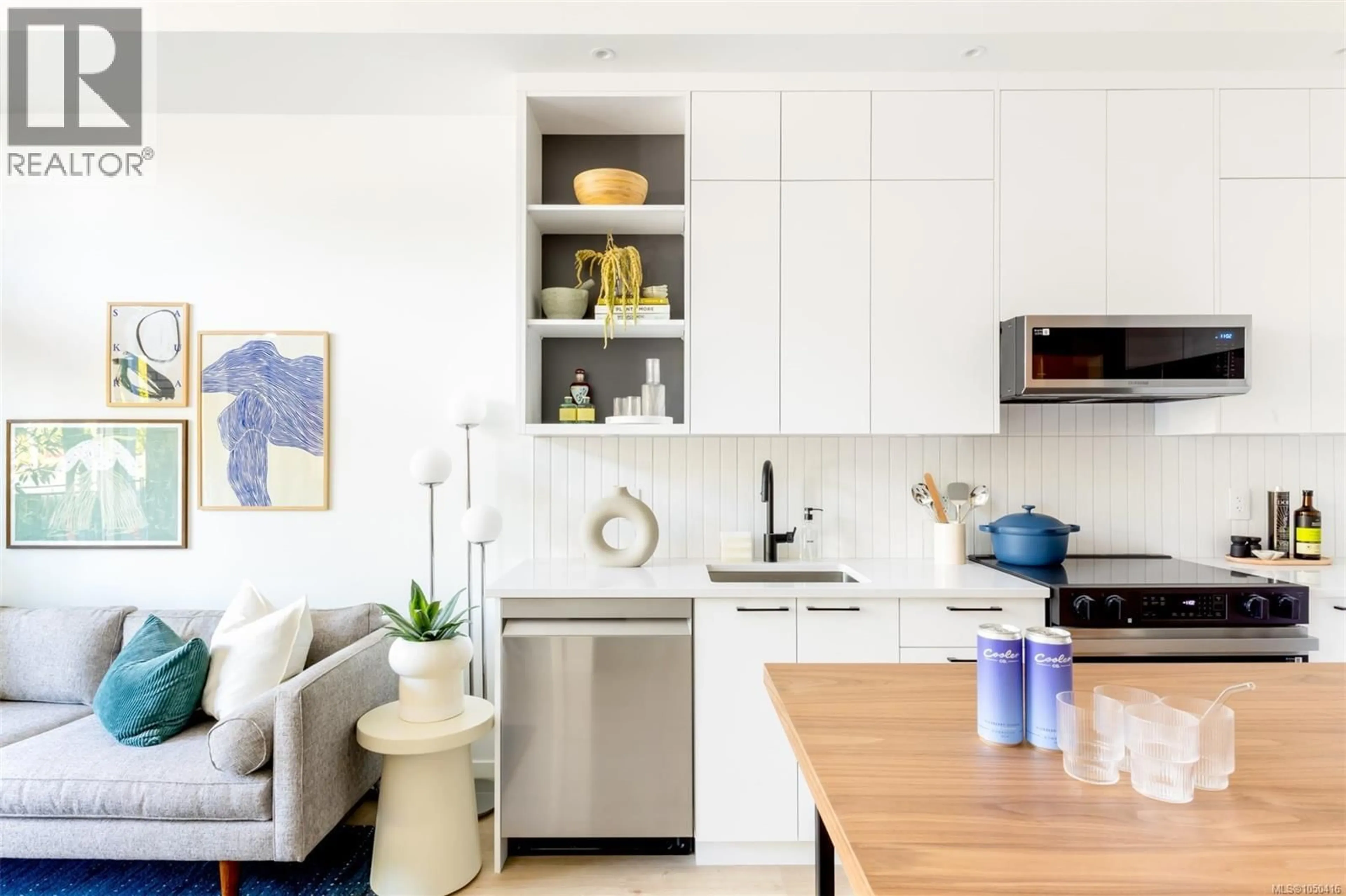 Contemporary kitchen, ceramic/tile floor for 206 - 1075 TILLICUM ROAD, Esquimalt British Columbia V9A2A4