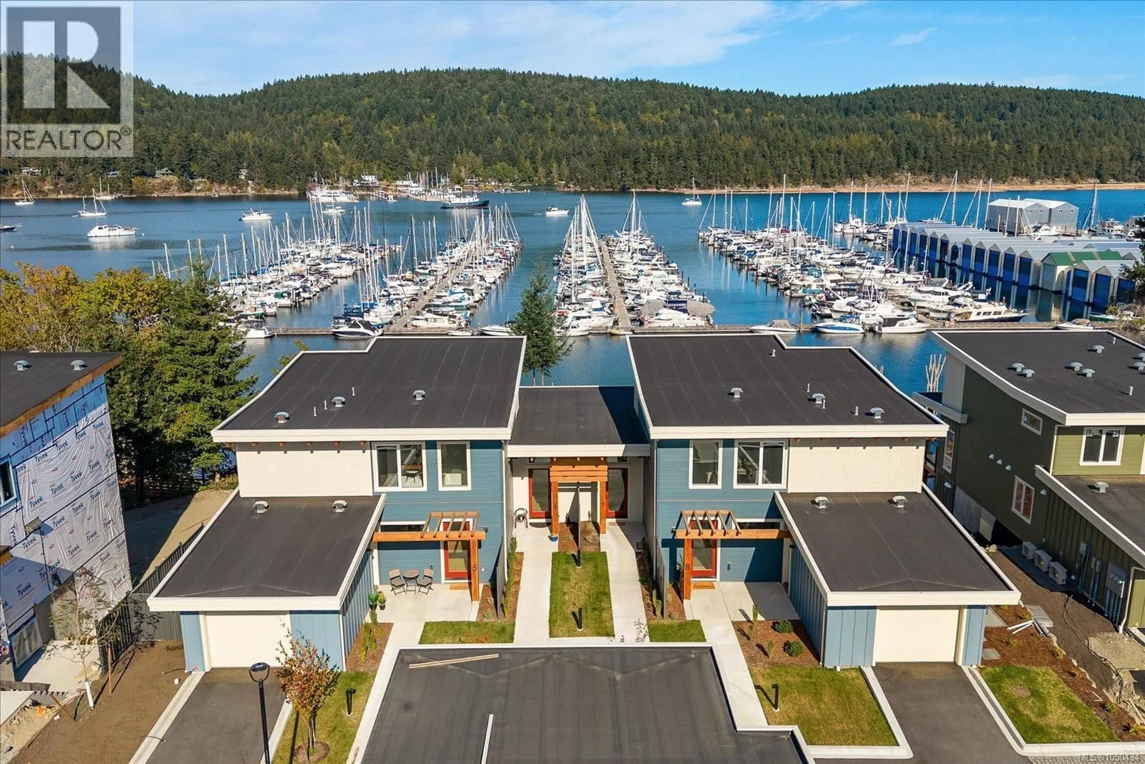 A pic from outside/outdoor area/front of a property/back of a property/a pic from drone, water/lake/river/ocean view for 7 - 152 MARINA VIEW DRIVE, Ladysmith British Columbia V9G1K4