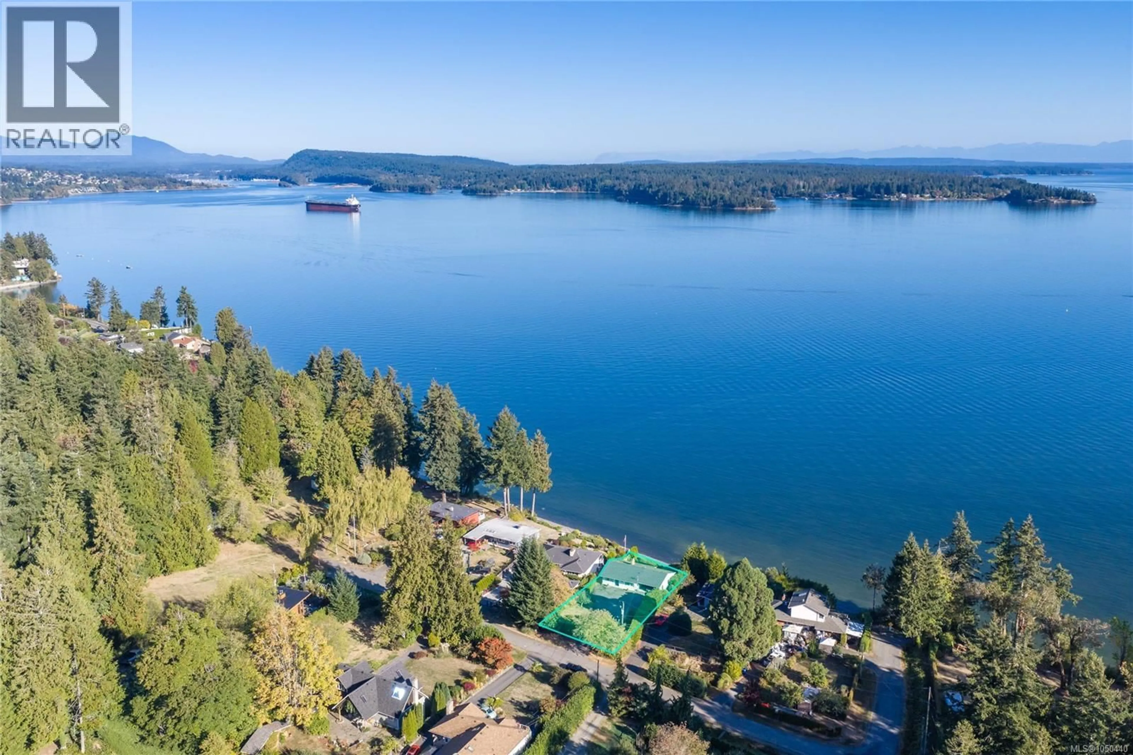 A pic from outside/outdoor area/front of a property/back of a property/a pic from drone, water/lake/river/ocean view for 3809 GARDNER ROAD WEST, Saltair British Columbia V9G1Z5