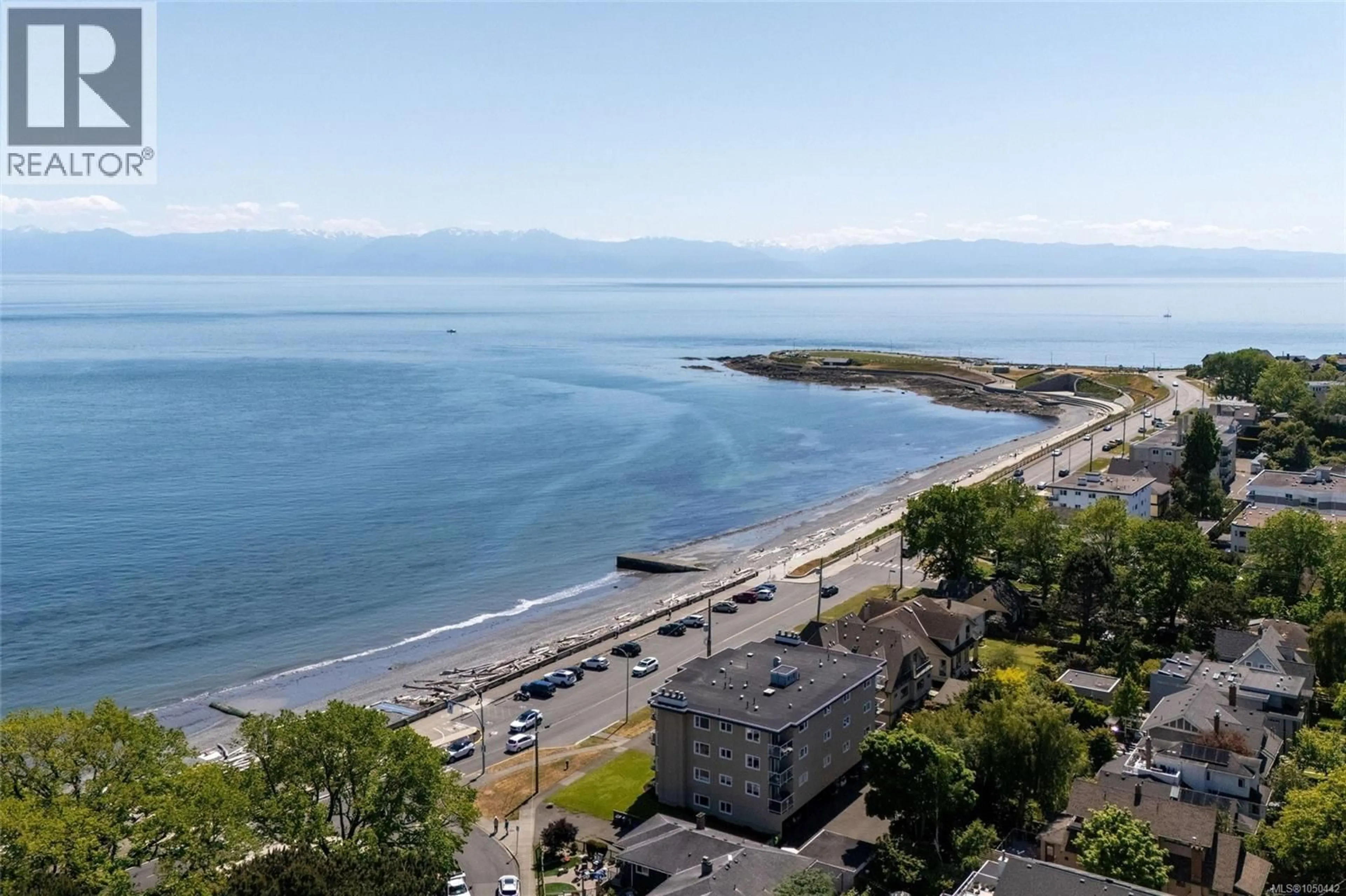 A pic from outside/outdoor area/front of a property/back of a property/a pic from drone, water/lake/river/ocean view for 103 - 1540 DALLAS ROAD, Victoria British Columbia V8S1A3