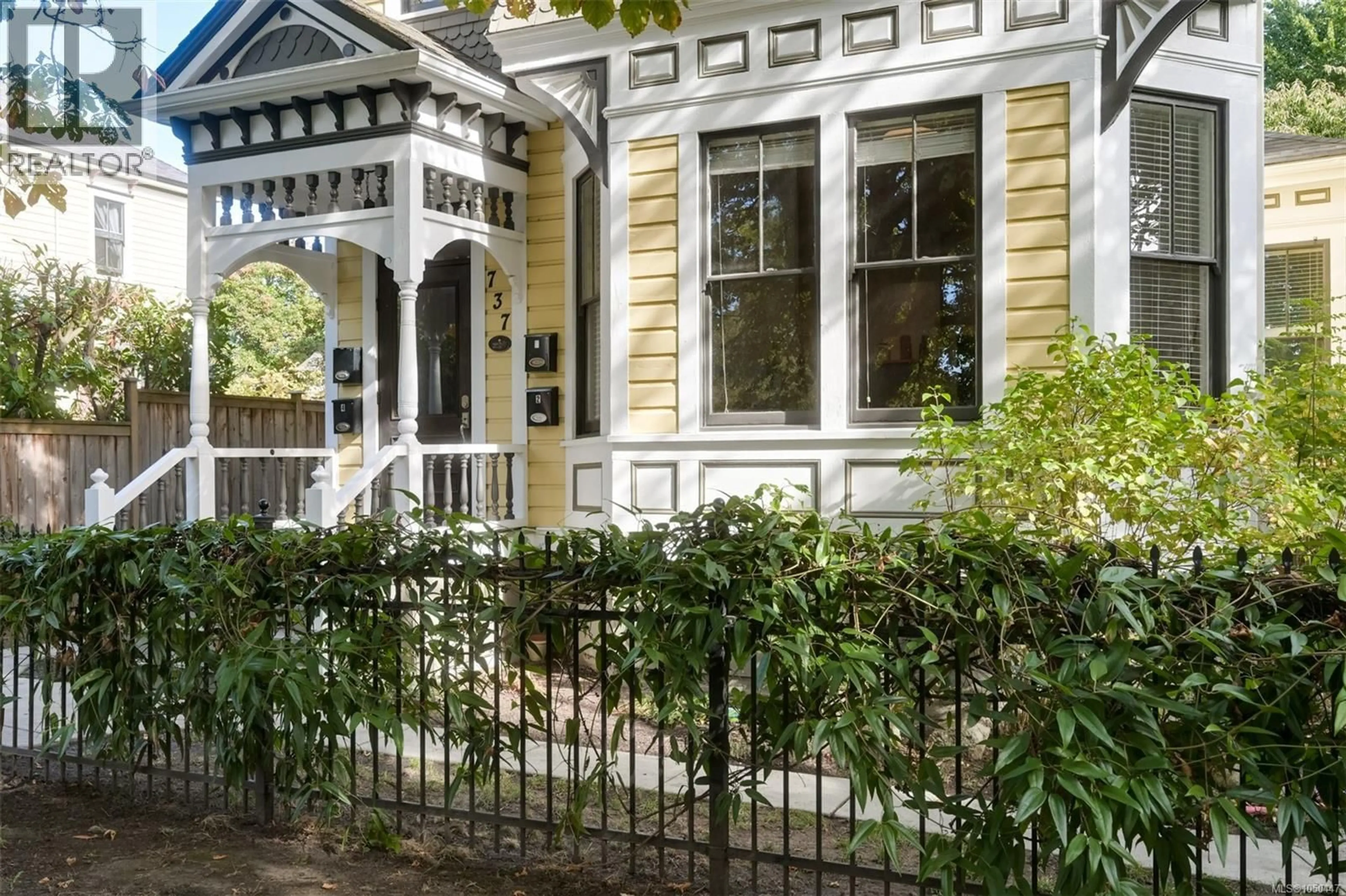 Unknown for 737 VANCOUVER STREET, Victoria British Columbia V8V3V4