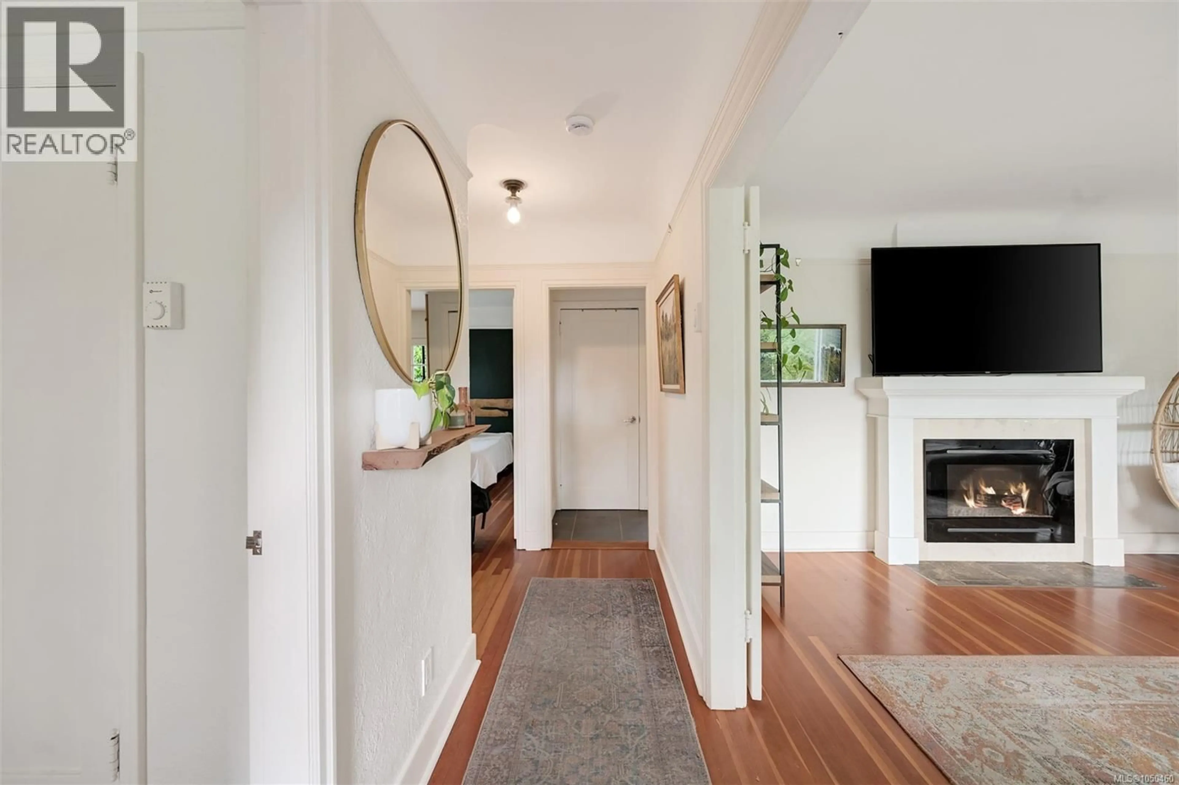 Indoor entryway for 1000 TATTERSALL DRIVE, Saanich British Columbia V8X2X2