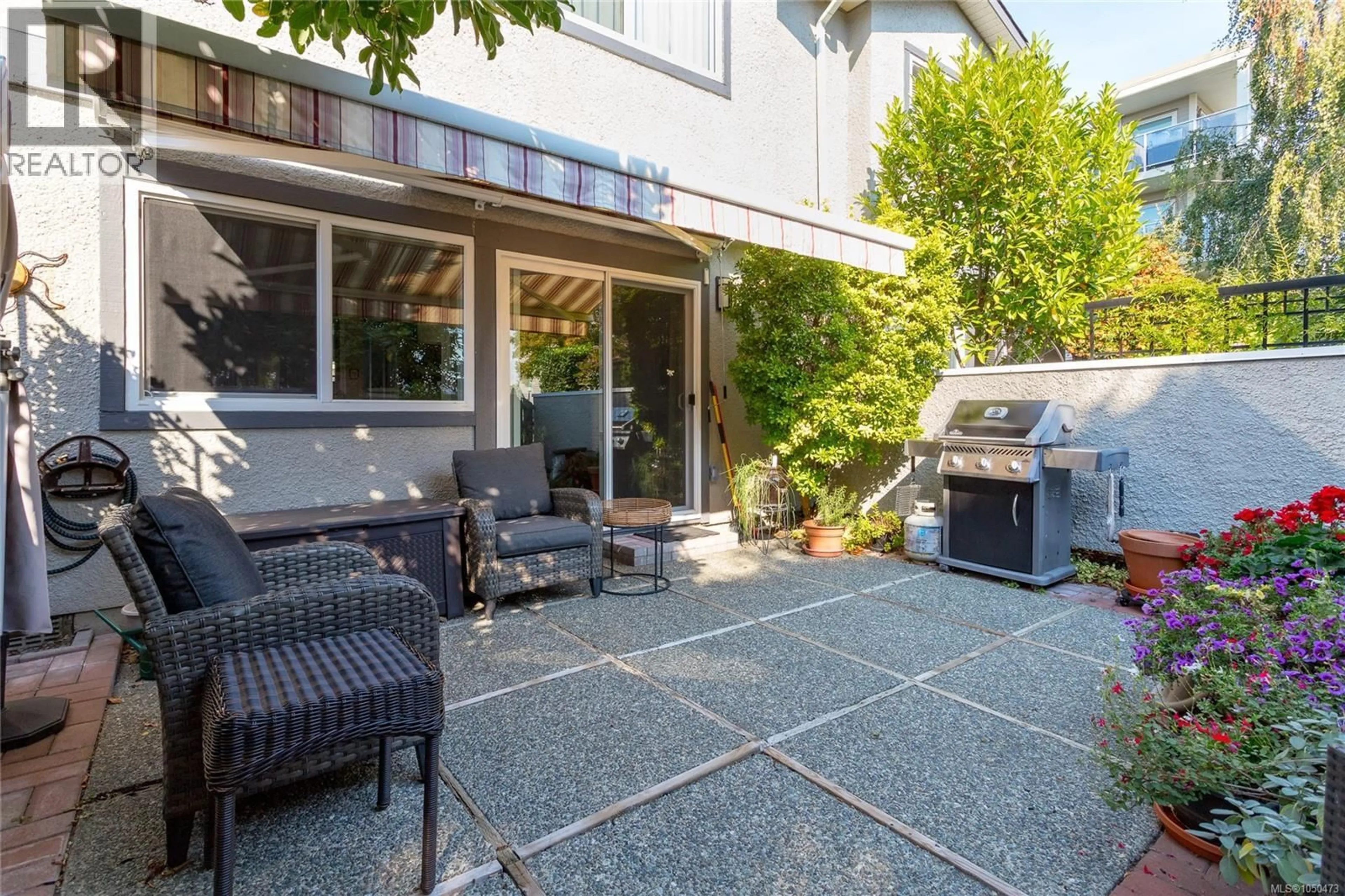 Patio, street for 7 - 9855 RESTHAVEN DRIVE, Sidney British Columbia V8L3E9