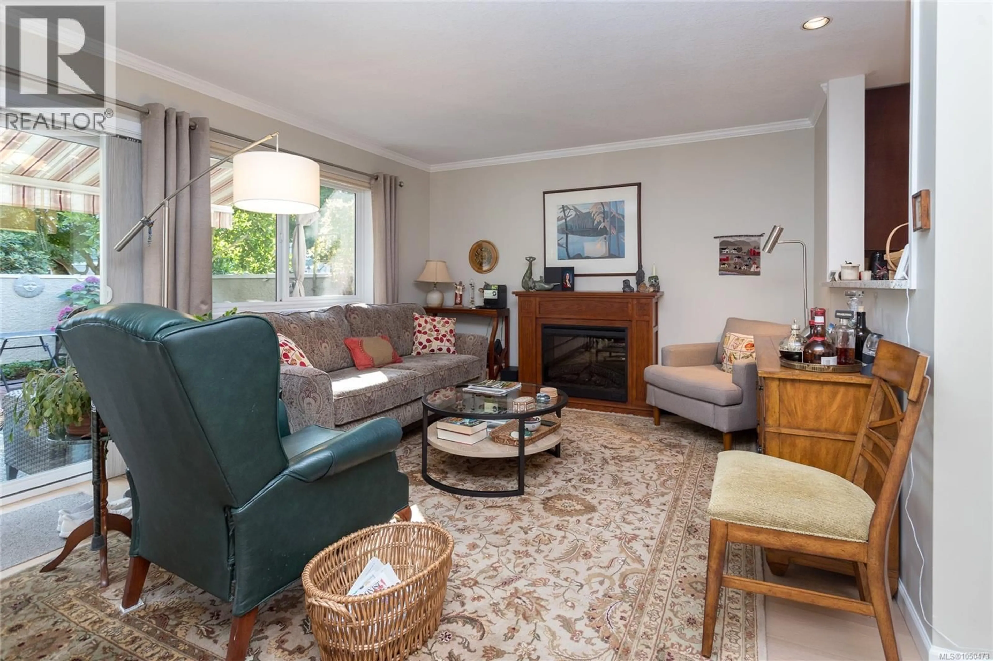 Living room with furniture, unknown for 7 - 9855 RESTHAVEN DRIVE, Sidney British Columbia V8L3E9