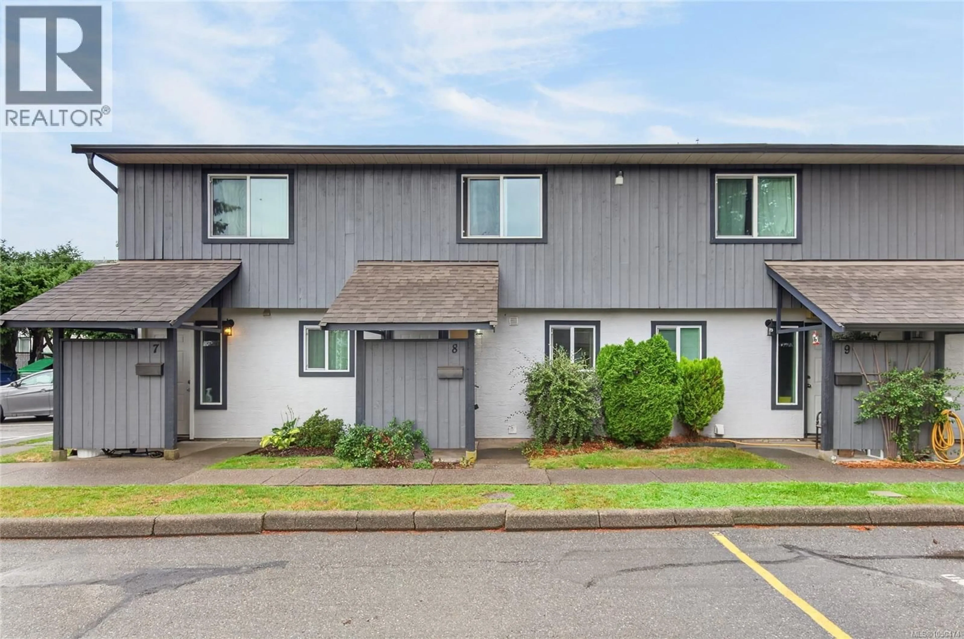 Home with vinyl exterior material, unknown for 8 - 158 BACK ROAD, Courtenay British Columbia V9N3W6