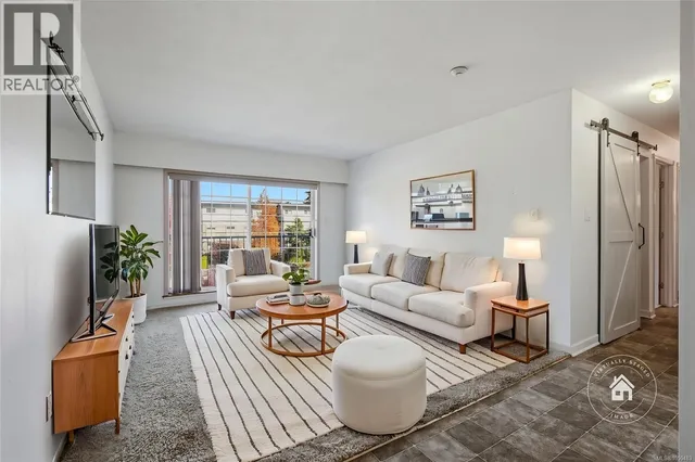 304 - 266 HIRST AVENUE, Parksville 2