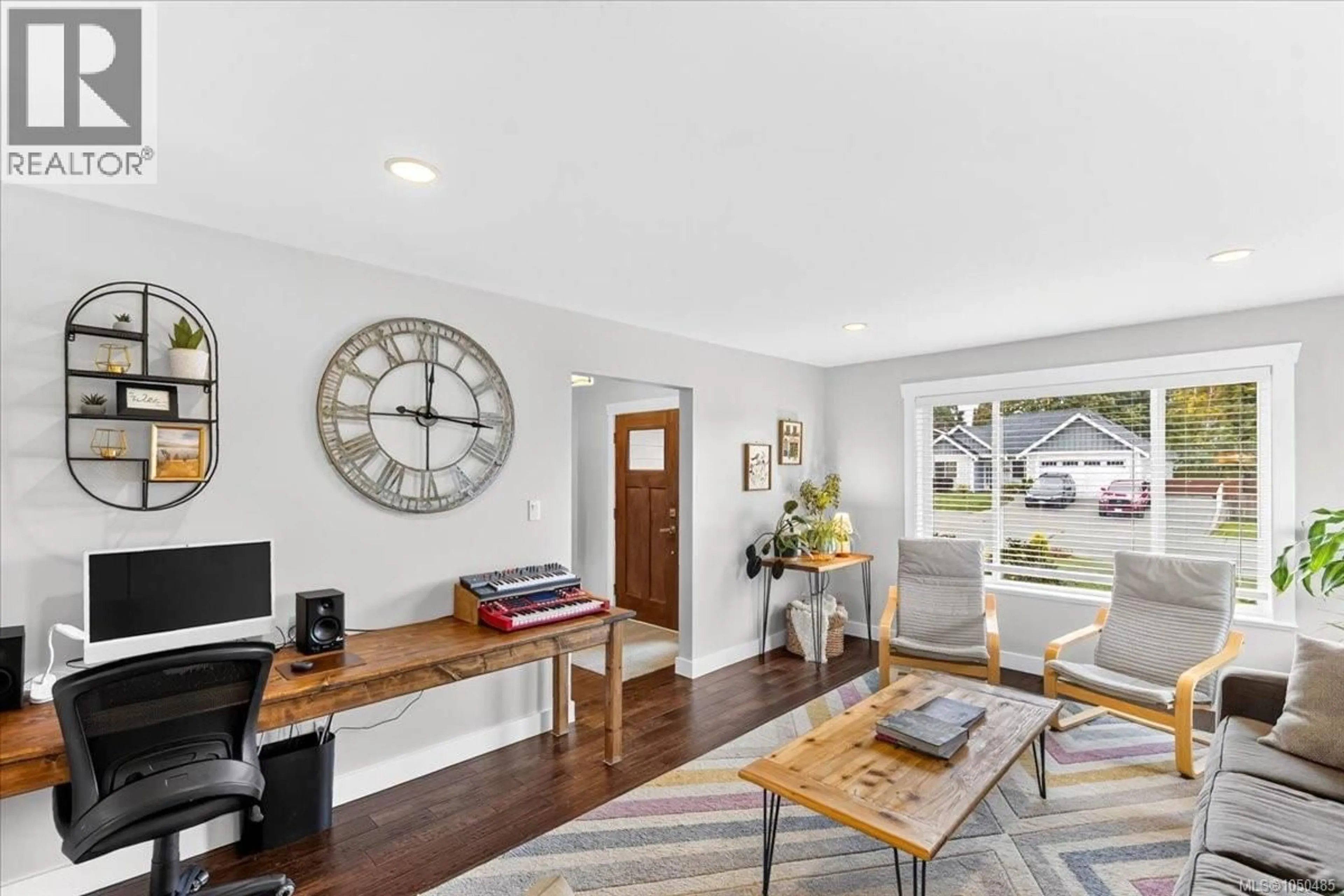 Living room with furniture, unknown for 3615 LYALL POINT CRESCENT, Port Alberni British Columbia V9Y0A2