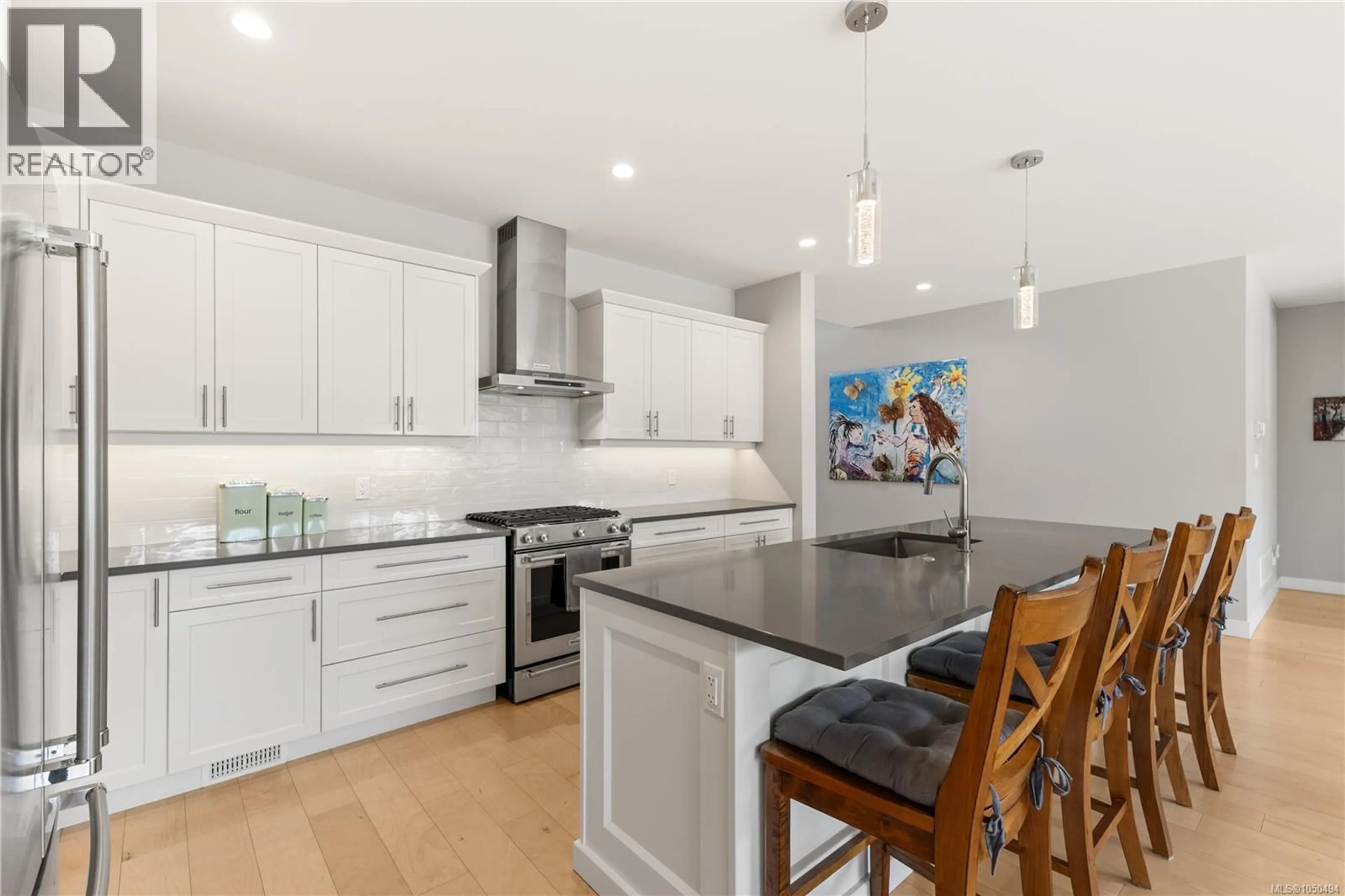 Open concept kitchen, unknown for 711 SALAL STREET, Campbell River British Columbia V9H0E3
