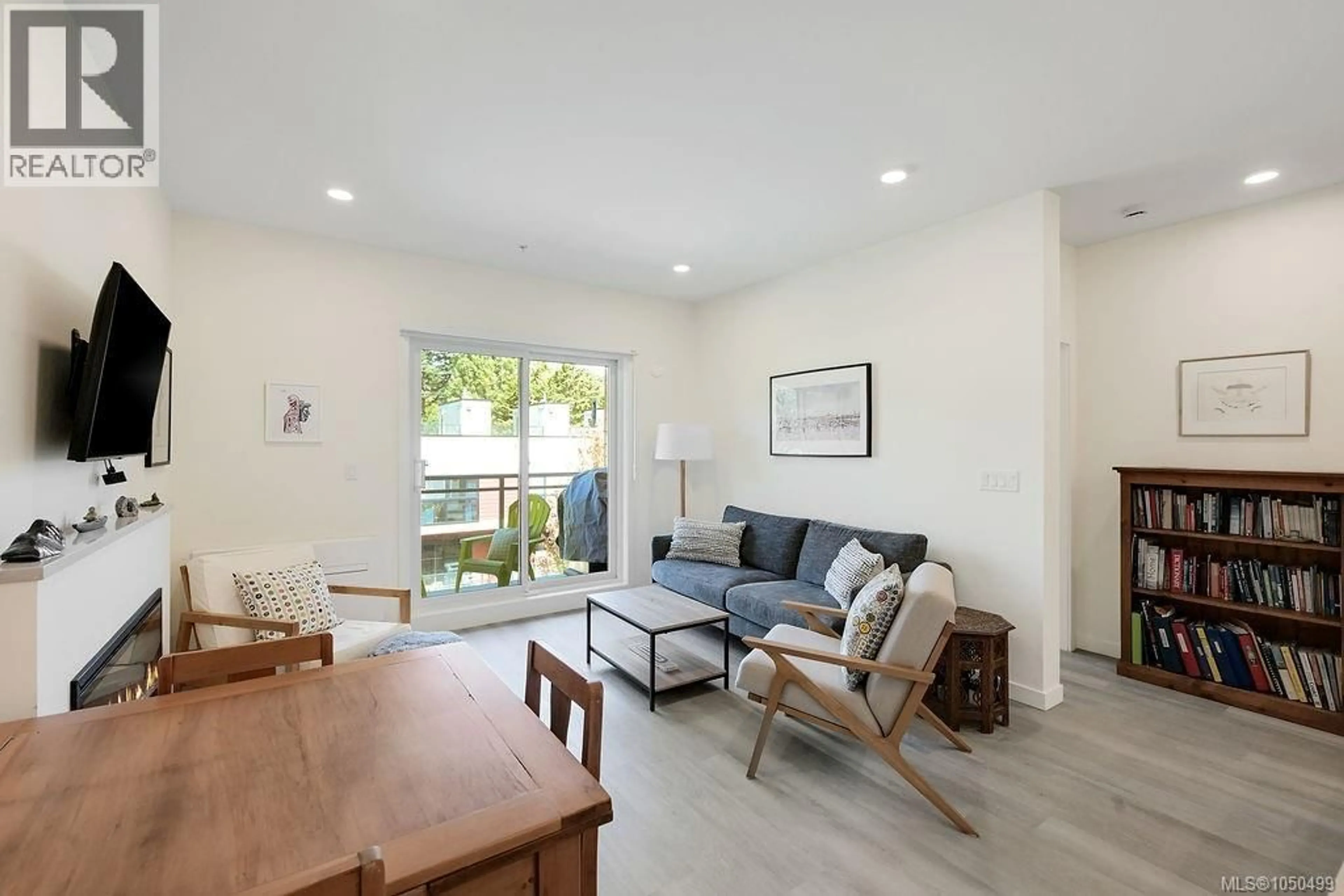 Living room with furniture, unknown for 504 - 610 LAMPSON STREET, Esquimalt British Columbia V9A0L4
