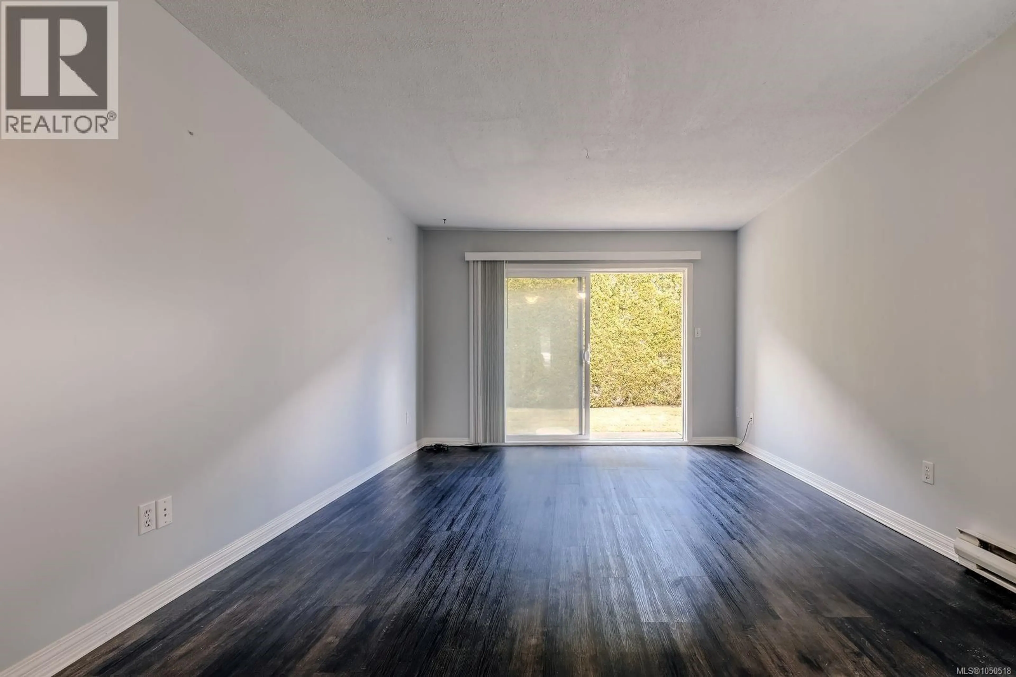 A pic of a room for 3 - 450 GAIL PLACE, Nanaimo British Columbia V9R5W4