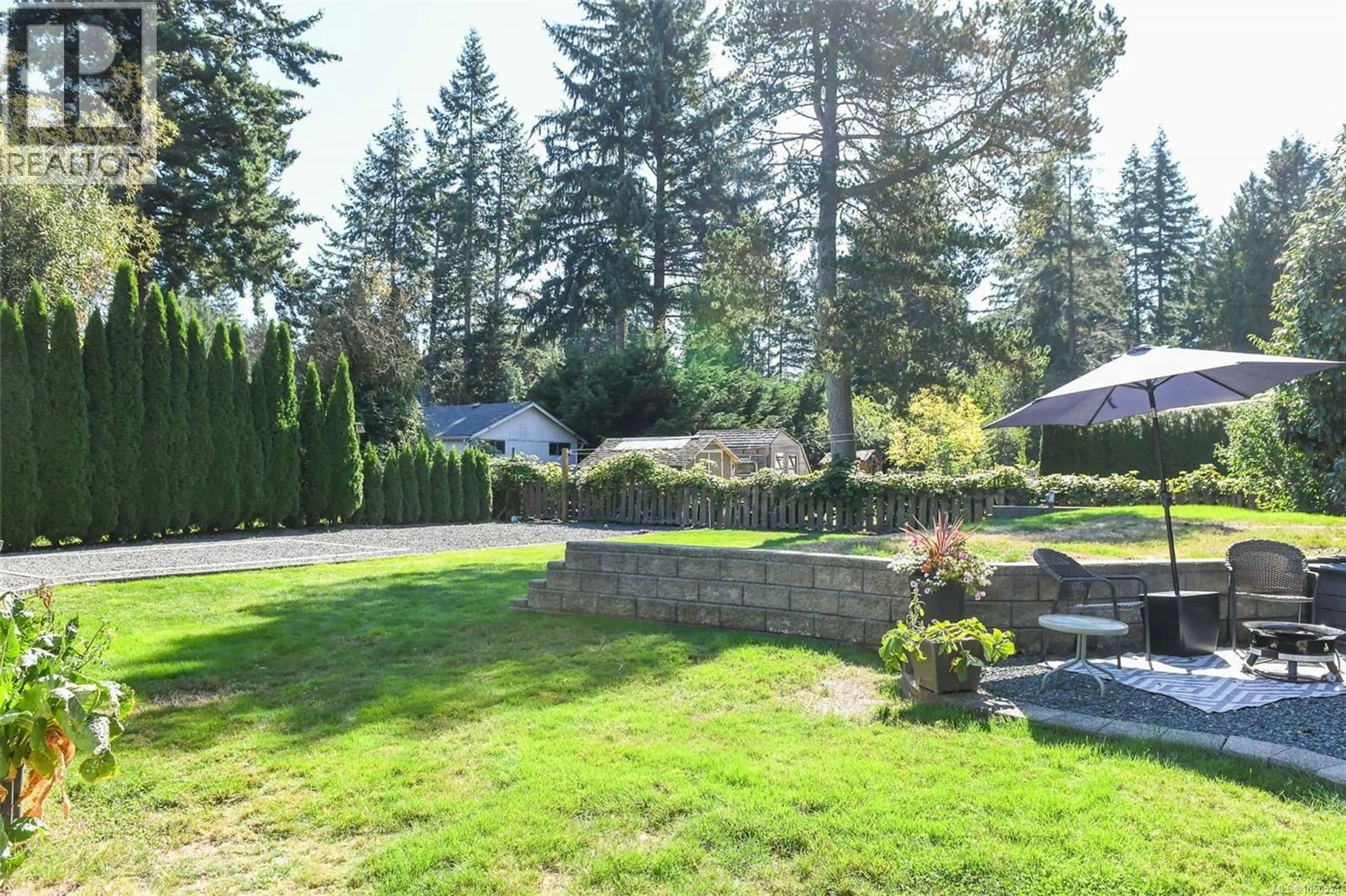 Patio, mountain view for 1530 GRAYLING DRIVE, Comox British Columbia V9M3Z7