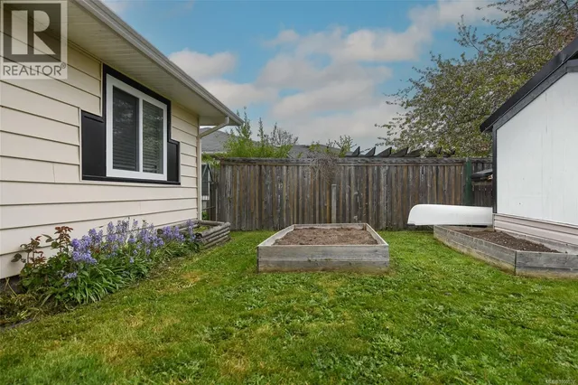 656 14TH STREET, Courtenay 5