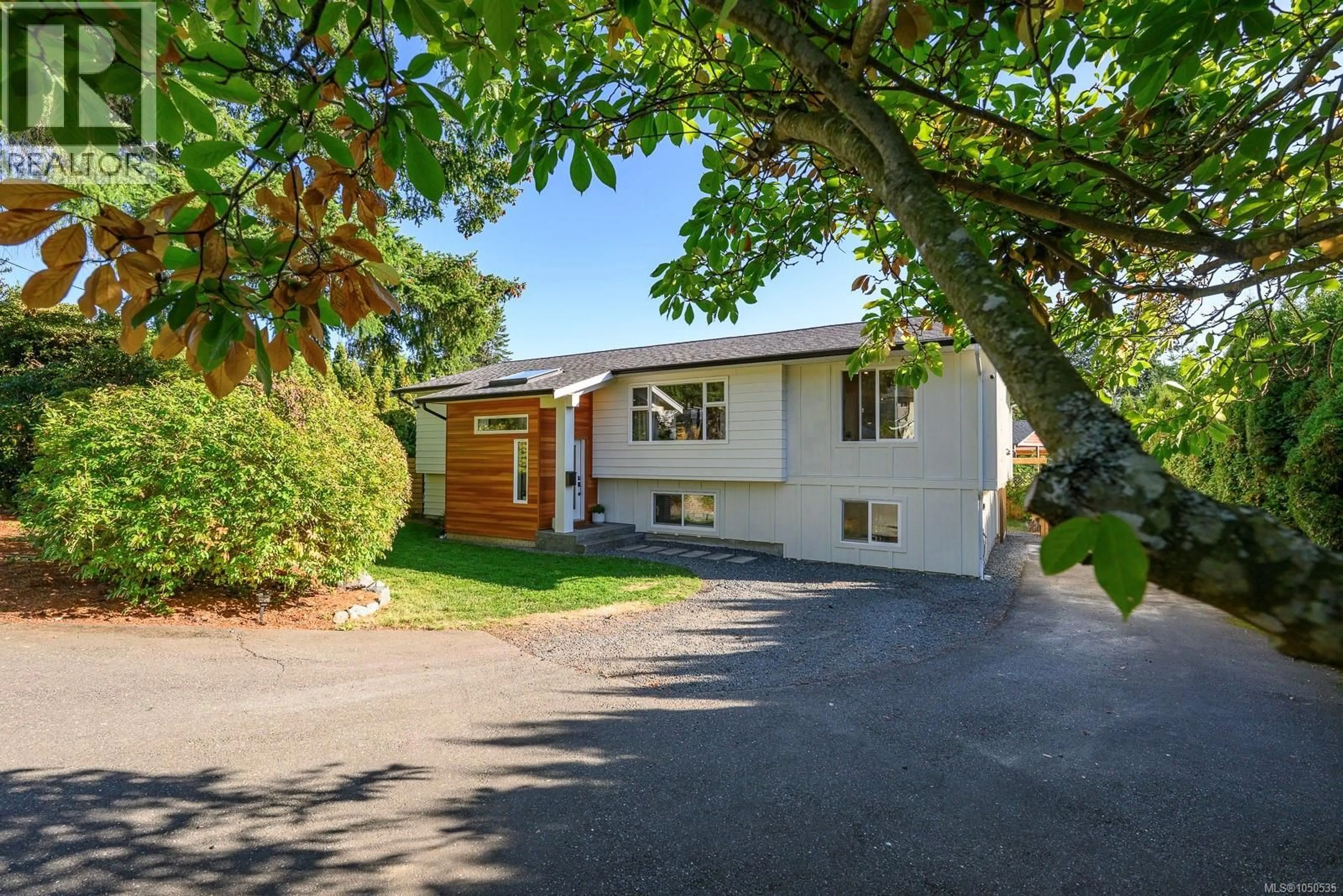 Unknown for 1719 ROBB AVENUE, Comox British Columbia V9M2W6