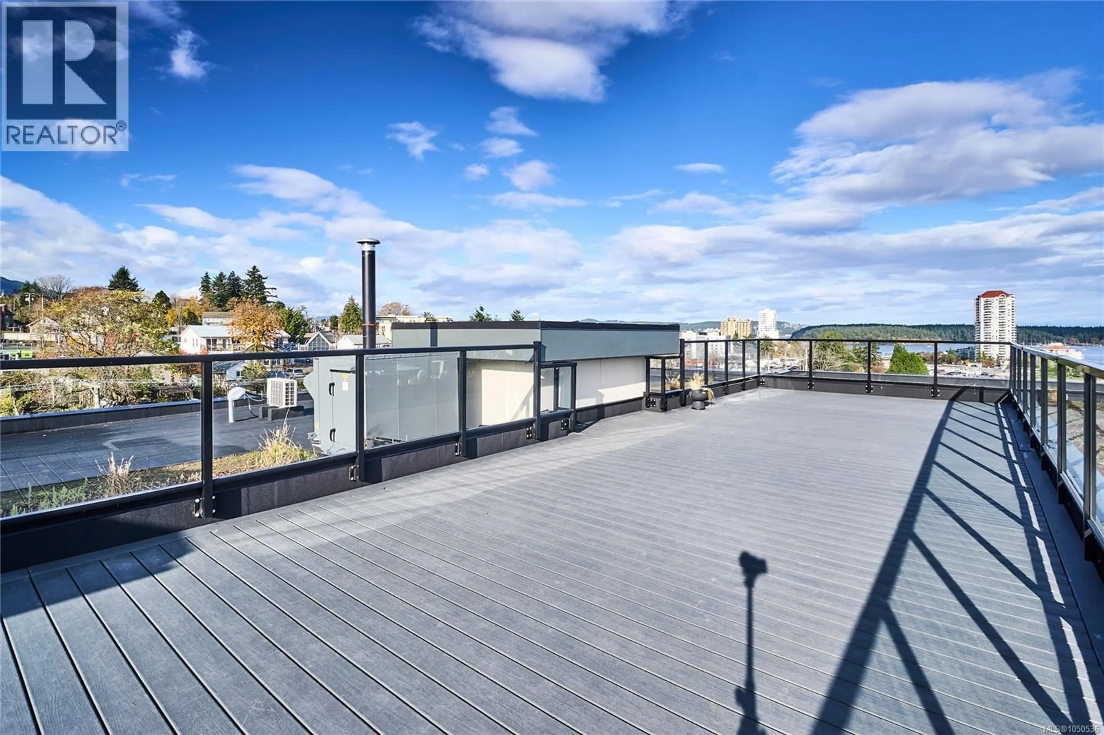 Patio, water/lake/river/ocean view for 304 - 45 HALIBURTON STREET, Nanaimo British Columbia V9R4V6