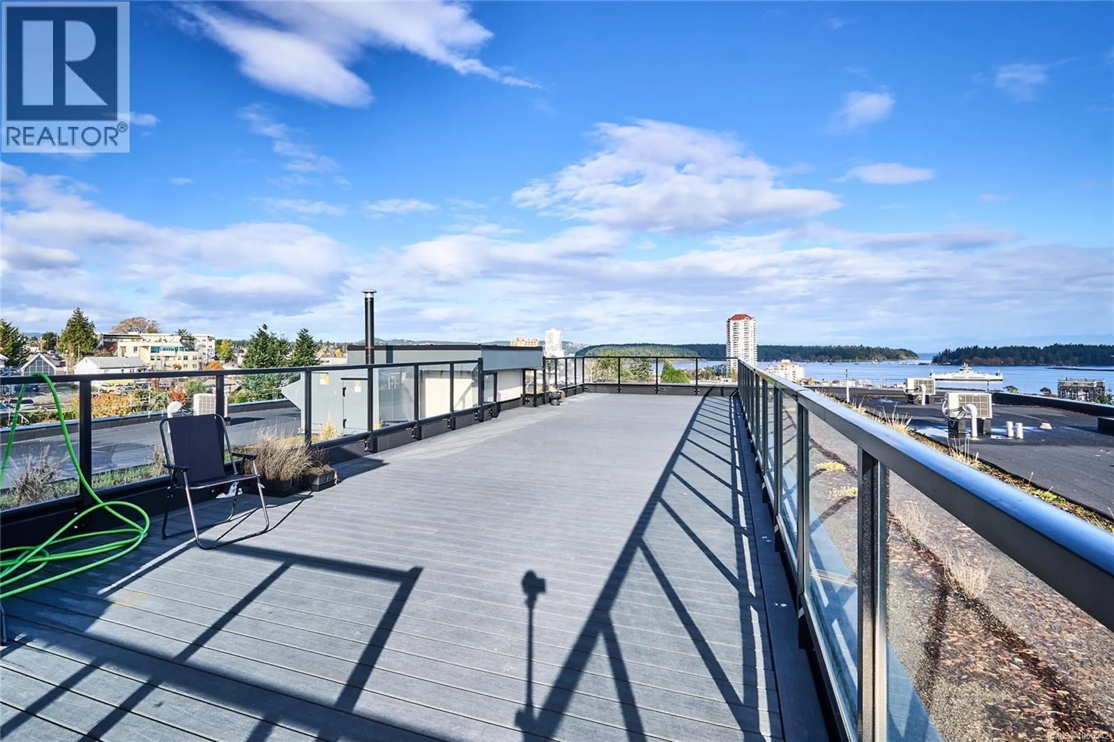 Patio, water/lake/river/ocean view for 407 - 45 HALIBURTON STREET, Nanaimo British Columbia V9R4V6
