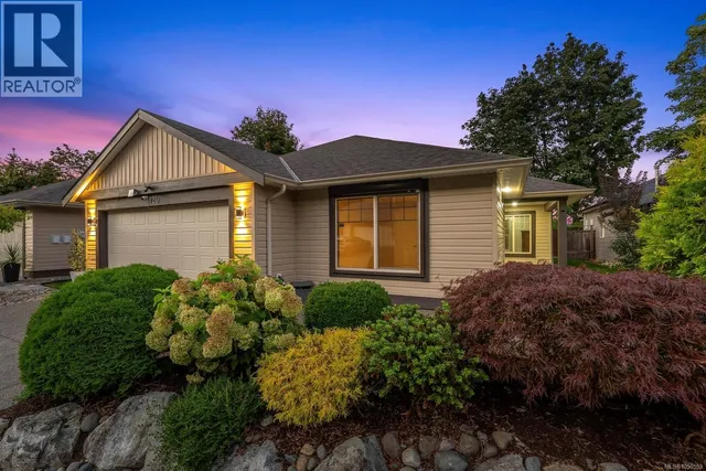 120 - 2205 ROBERT LANG DRIVE, Courtenay 2