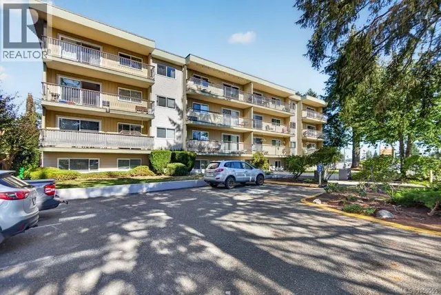 212 - 1015 CUMBERLAND ROAD, Courtenay 2