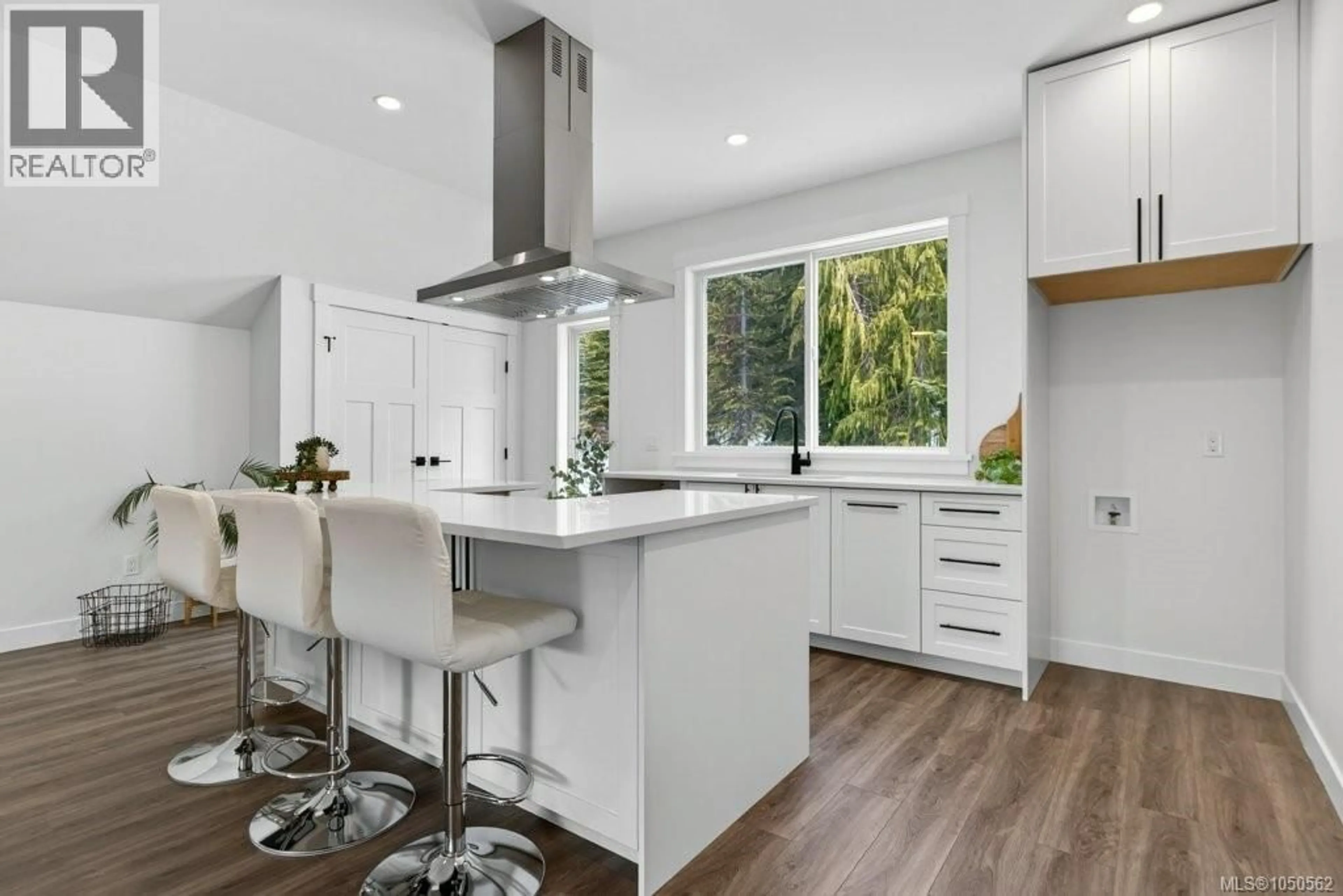 Contemporary kitchen, unknown for B - 1328 NORDIC DRIVE, Courtenay British Columbia V9J1L0