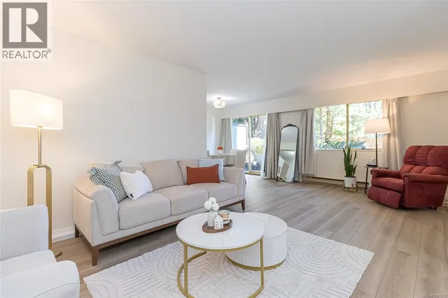 43 - 840 CRAIGFLOWER ROAD, Esquimalt 2