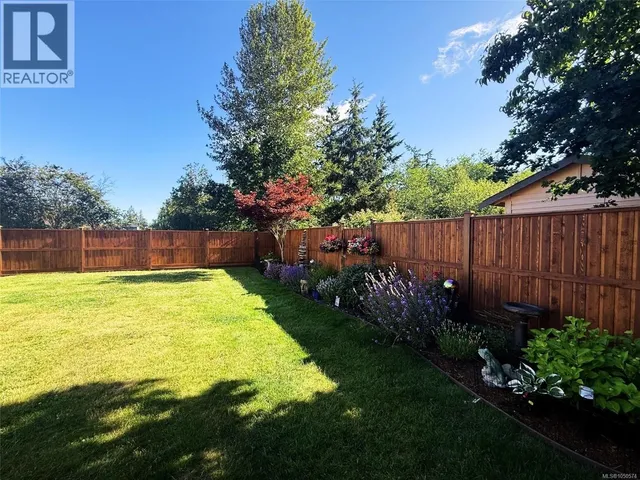 844 MULHOLLAND DRIVE, French Creek 2