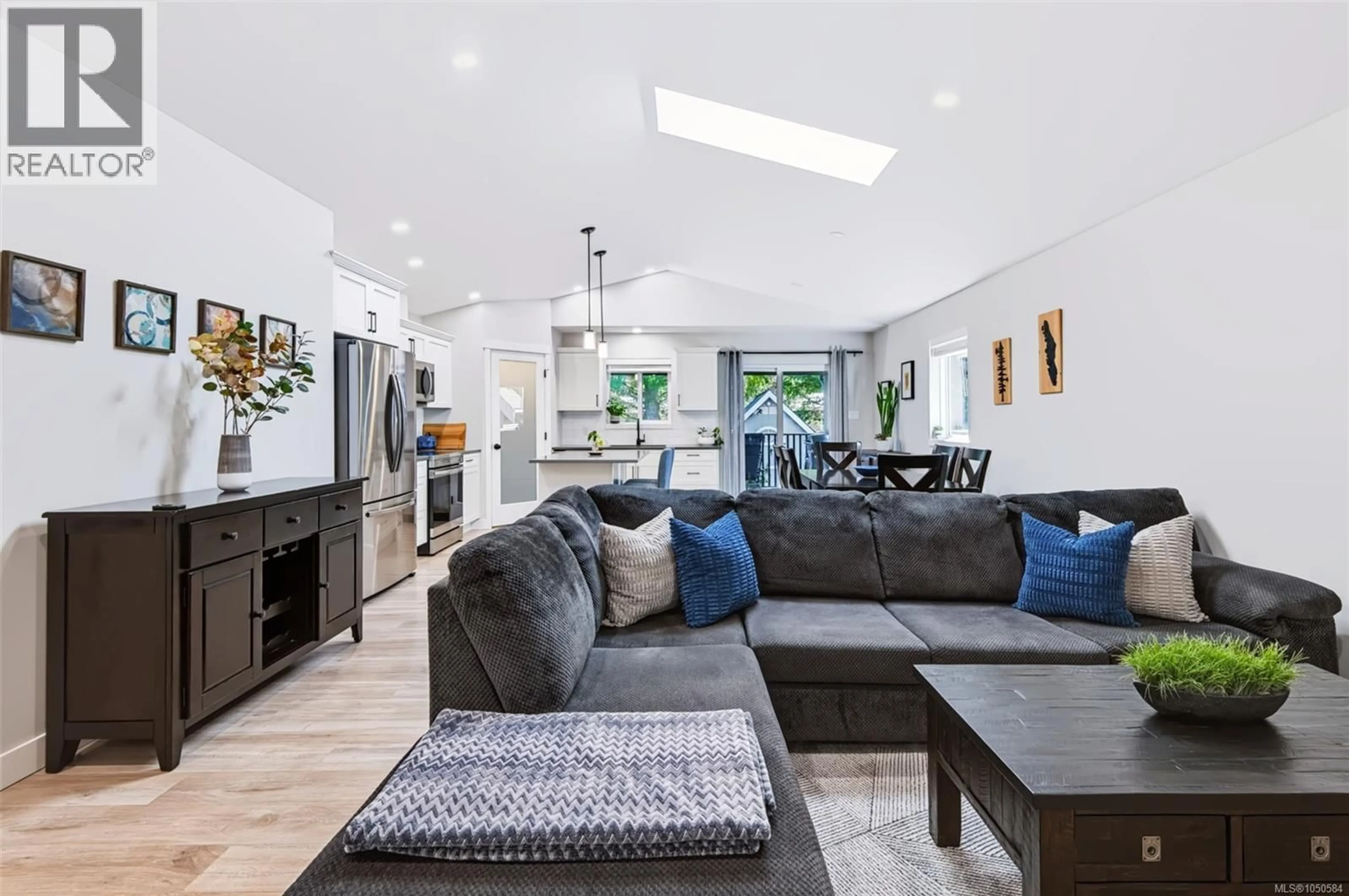 Open concept kitchen, unknown for 5112 COMPTON ROAD, Port Alberni British Columbia V9Y7B6