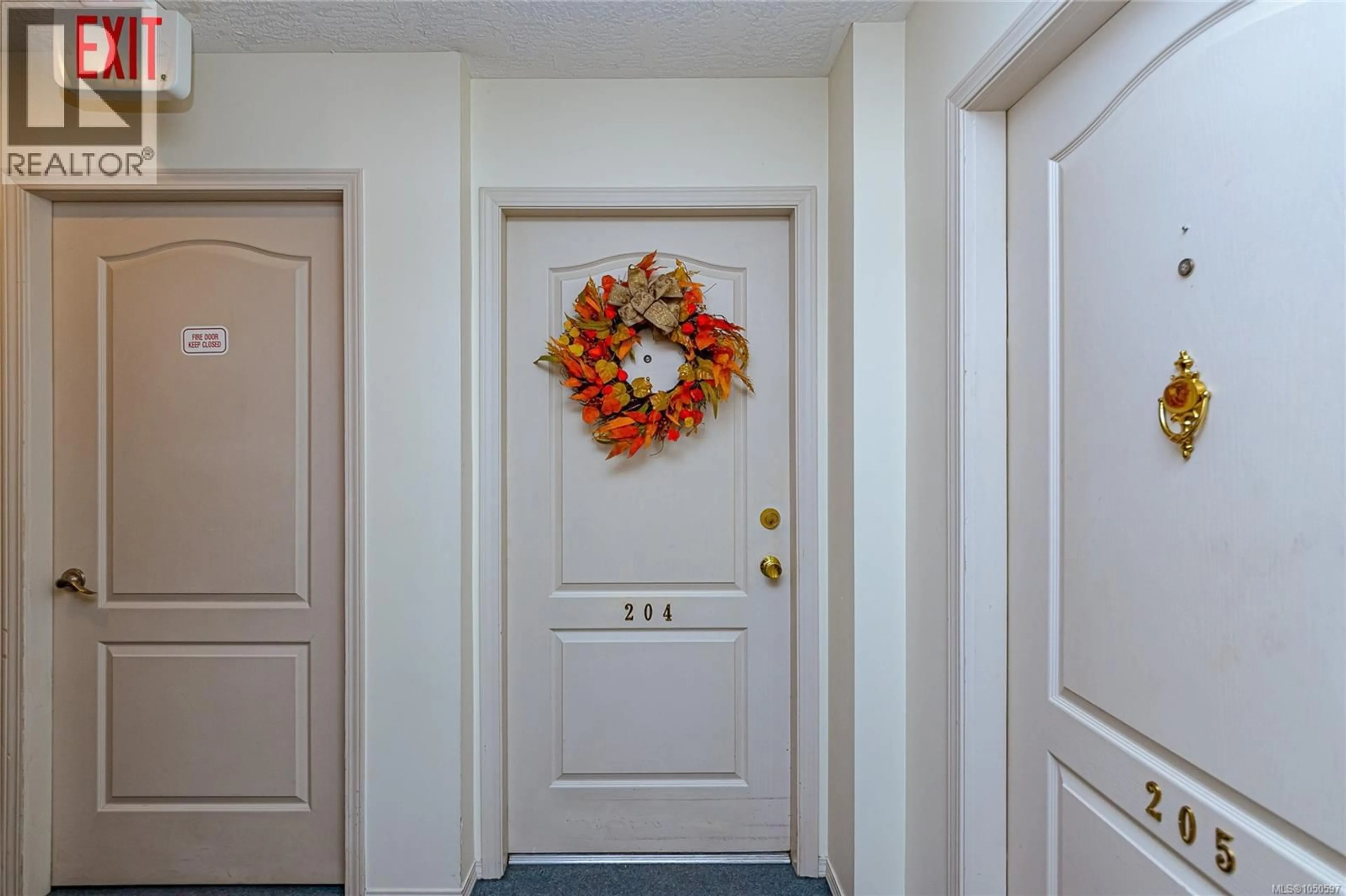 Indoor entryway for 204 - 300 BUNDOCK AVENUE, Duncan British Columbia V9L3N9