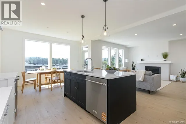 1256 ASHMORE TERRACE, Langford 2
