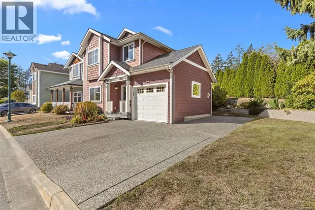4 NEWSTEAD CRESCENT, View Royal 3