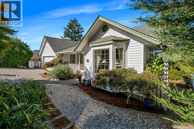 1487 THOMSON TERRACE, Duncan 2