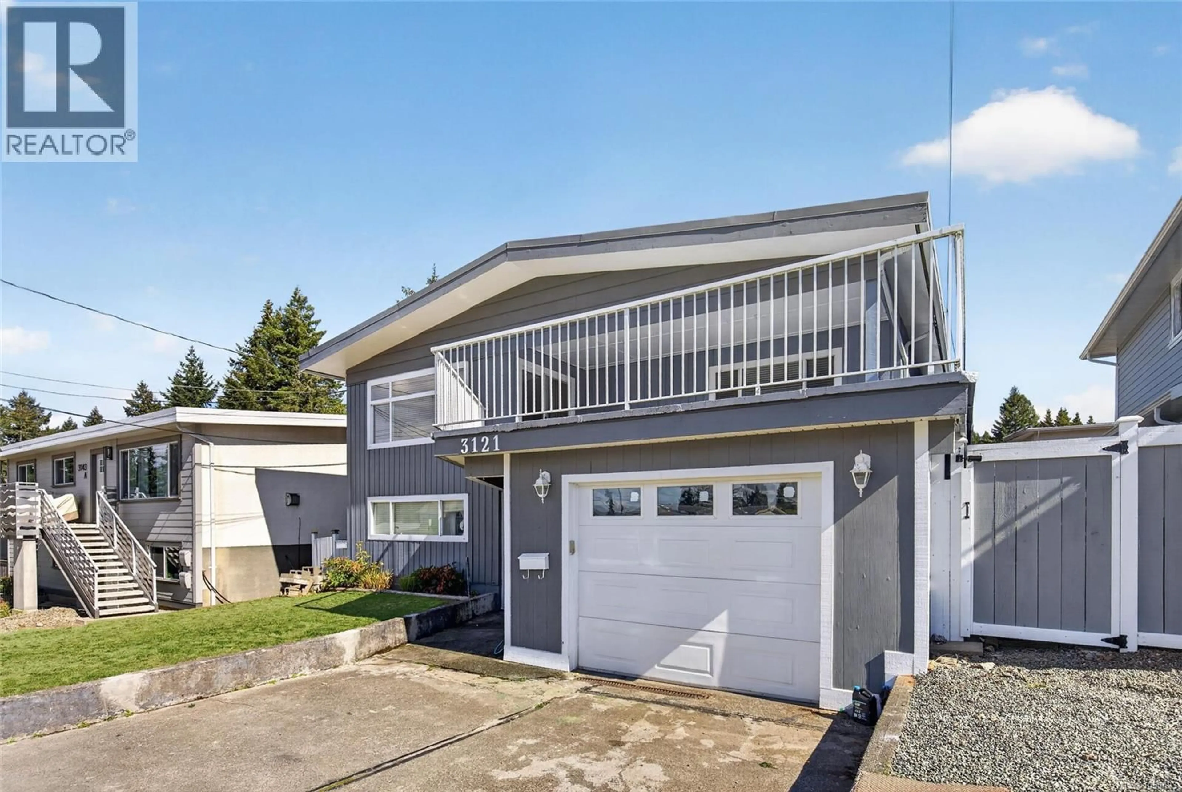 Home with vinyl exterior material, street for 3121 11TH AVENUE, Port Alberni British Columbia V9Y4Y4