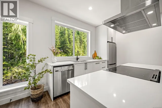 A - 1328 NORDIC DRIVE, Courtenay 5